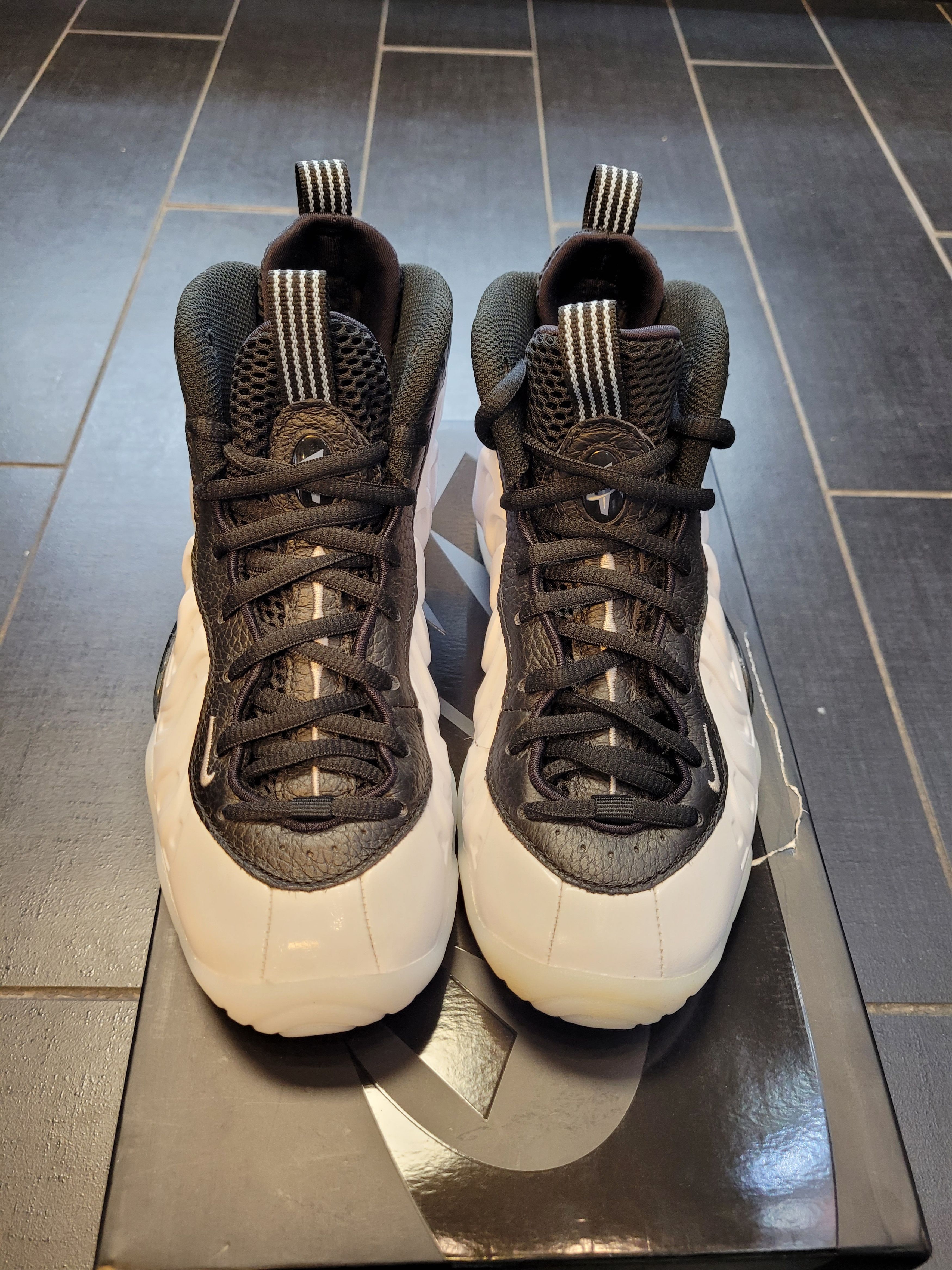 image of Nike Little Formposite One Dv2238-100 Shoes in White, Women's (Size 4)