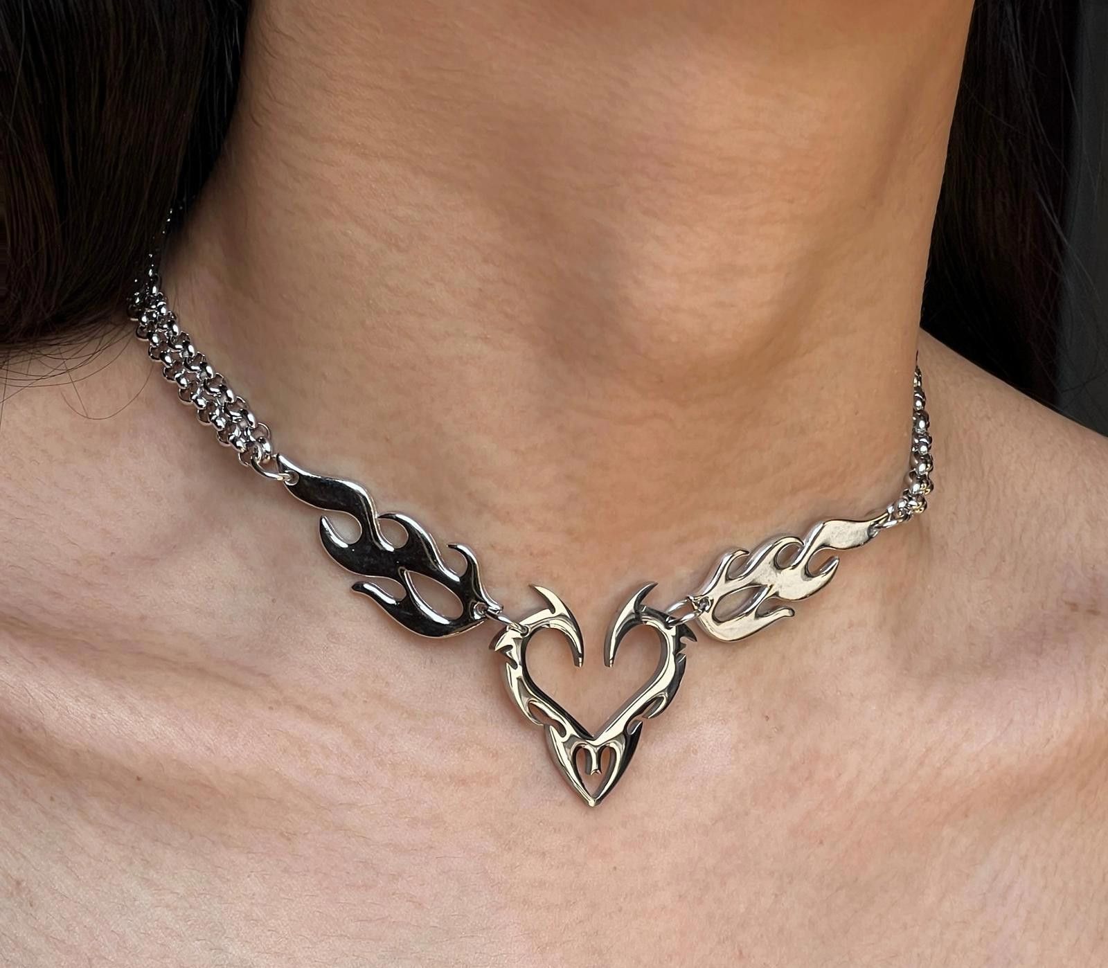 Jewelry Silver Flame Heart Choker Necklace, Edgy Chain Jewelry Size ONE SIZE - 6 Thumbnail