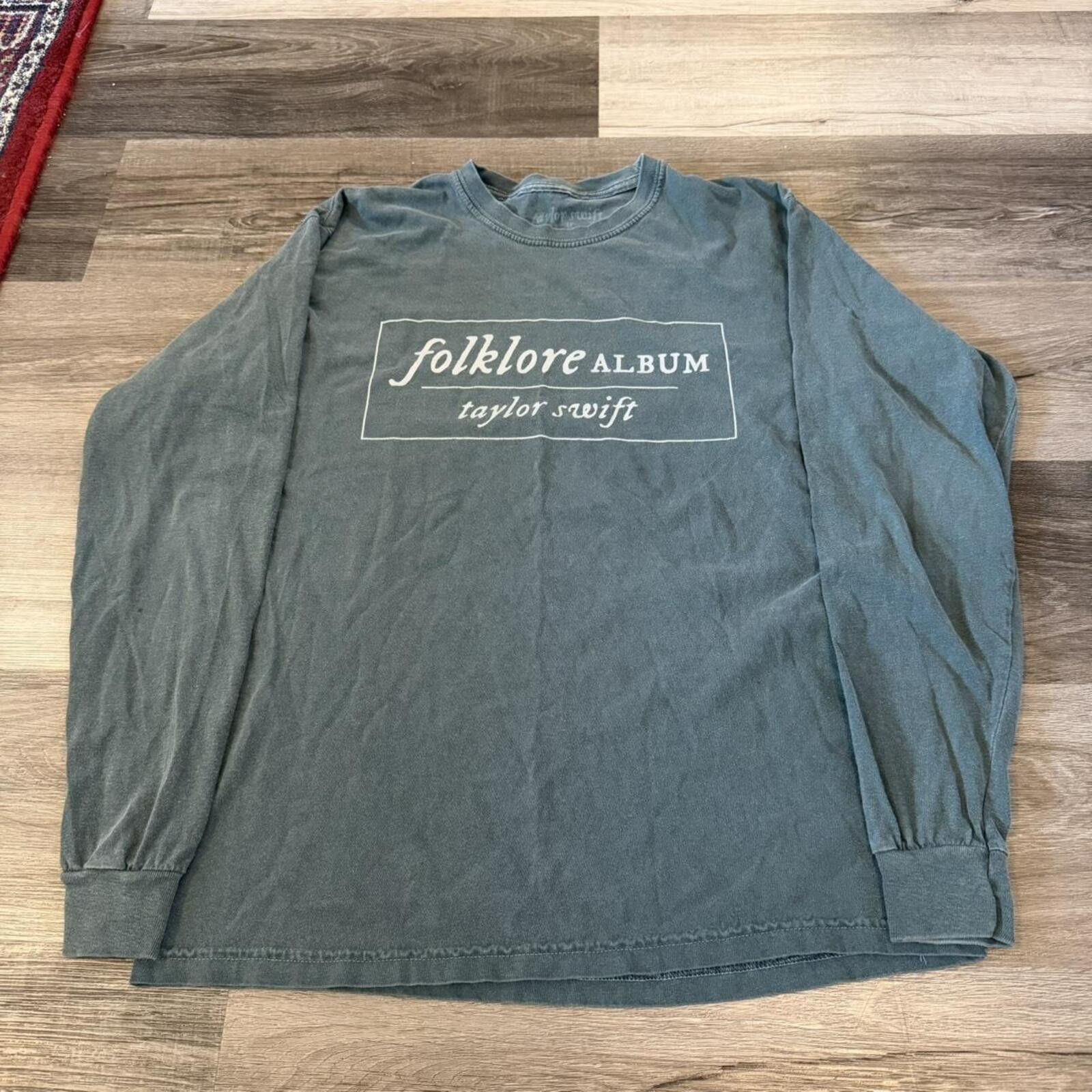 Other Taylor swift folklore album long sleeve t shirt M Size M / US 6-8 / IT 42-44 - 3 Thumbnail