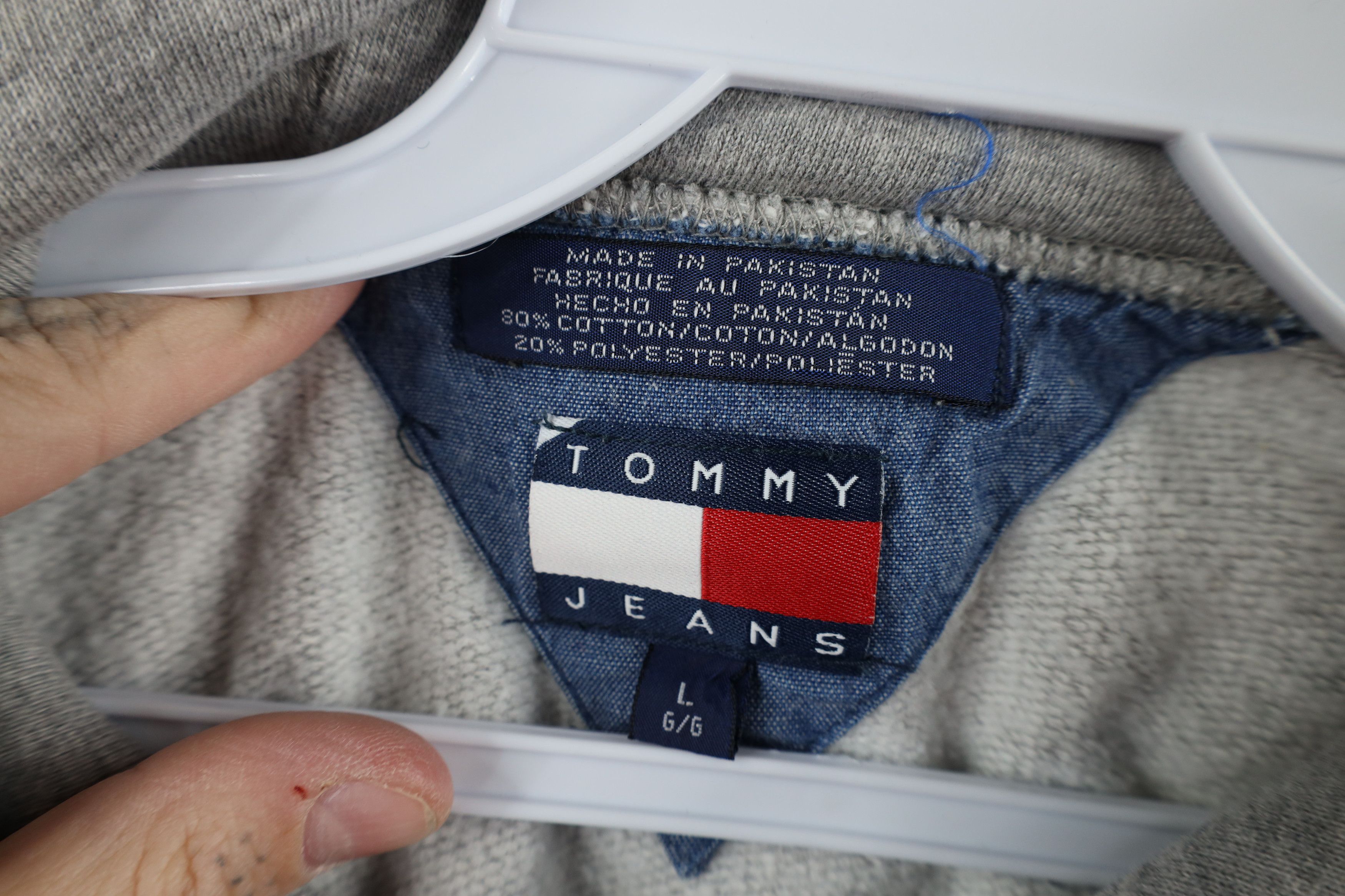 Tommy Hilfiger × Vintage Vintage 90s Tommy Hilfiger Logo Sleeveless Hoodie Sweatshirt Size US S / EU 44-46 / 1 - 10 Thumbnail