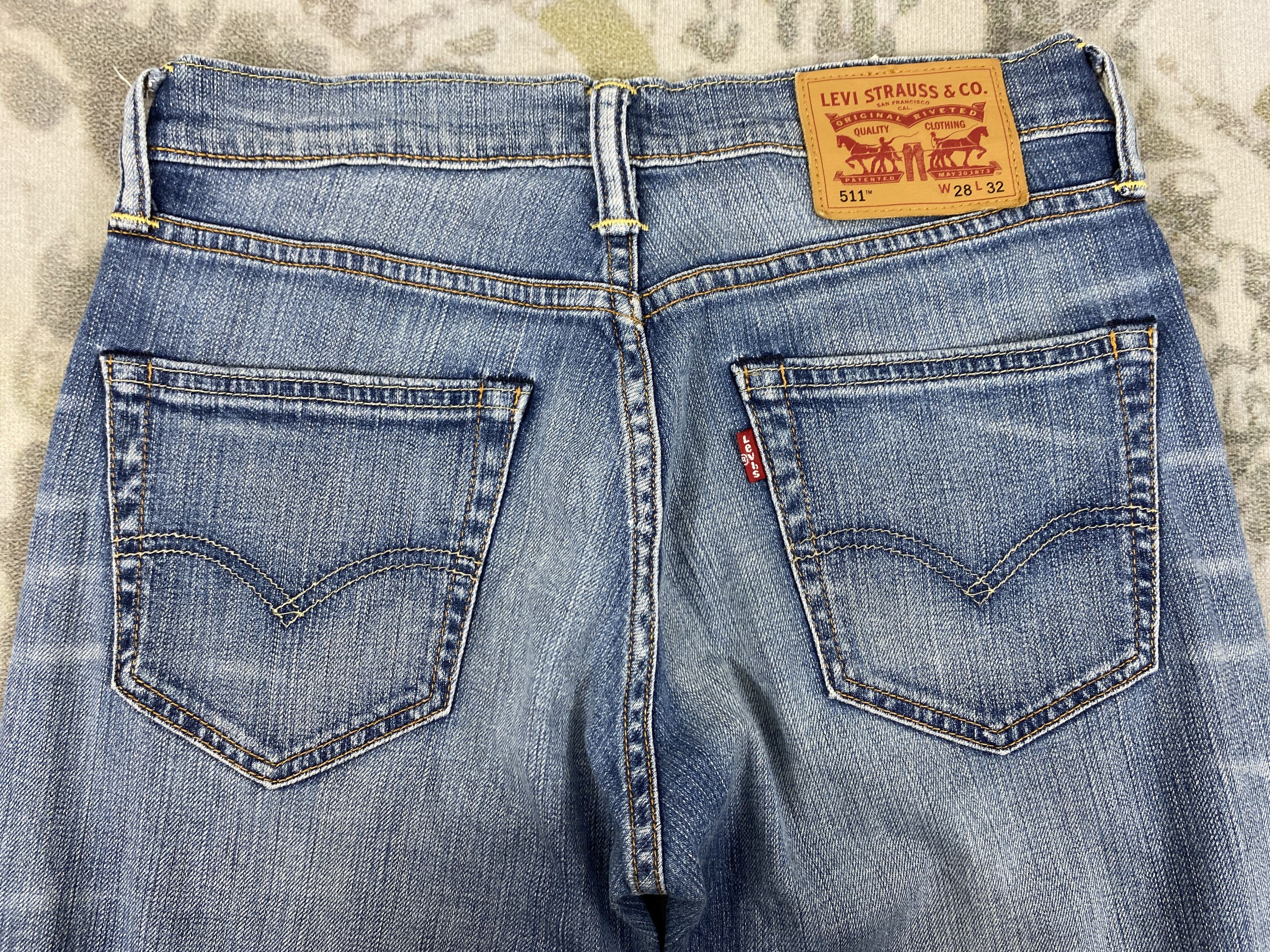 Levi's Distressed Blue Levi's 511 Jeans 29x32 Denim- JN3739 Size US 29 - 4 Thumbnail