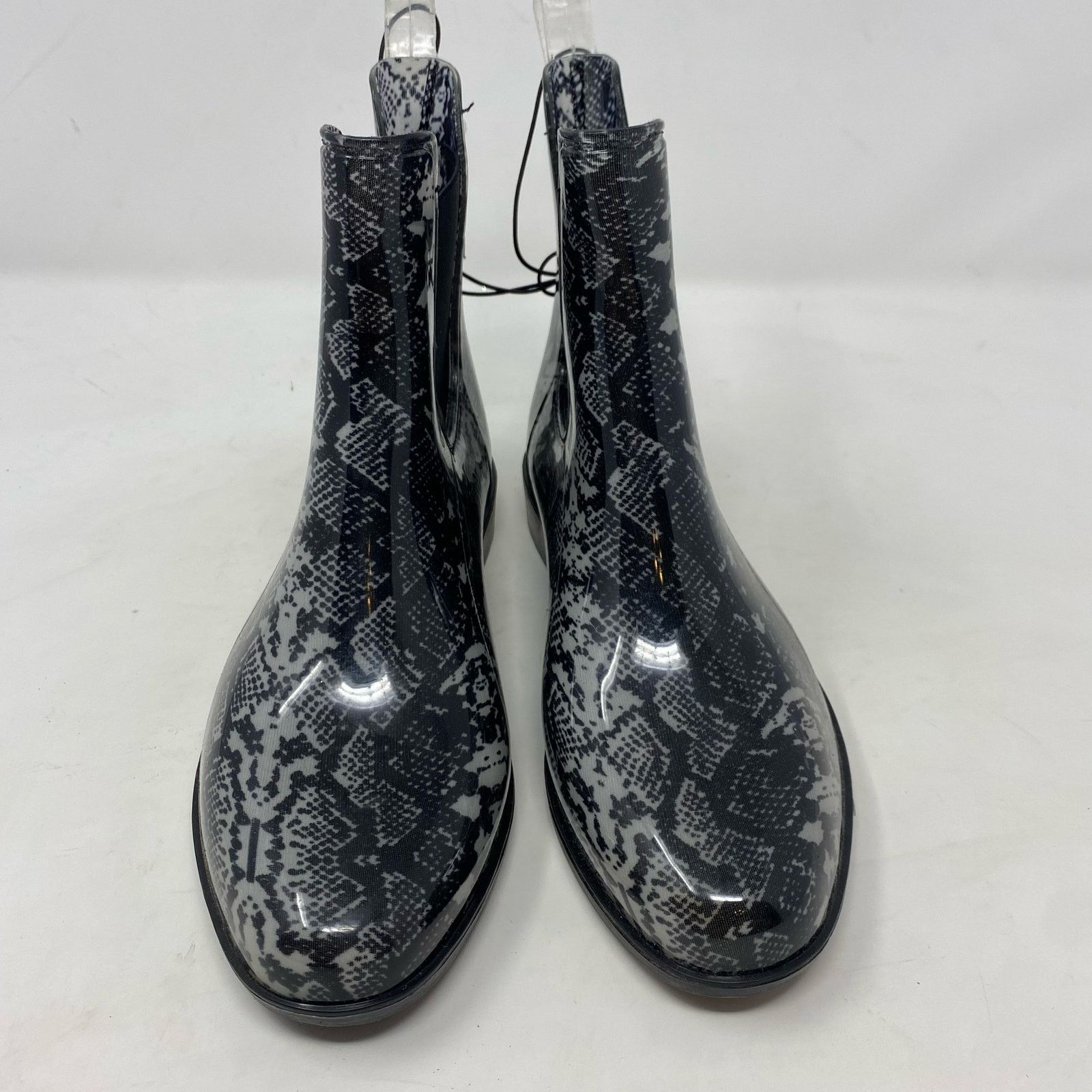 Other Time and Tru Snake print Ankle Rain Boot Womens Size 6 Size US 6 / IT 36 - 4 Thumbnail
