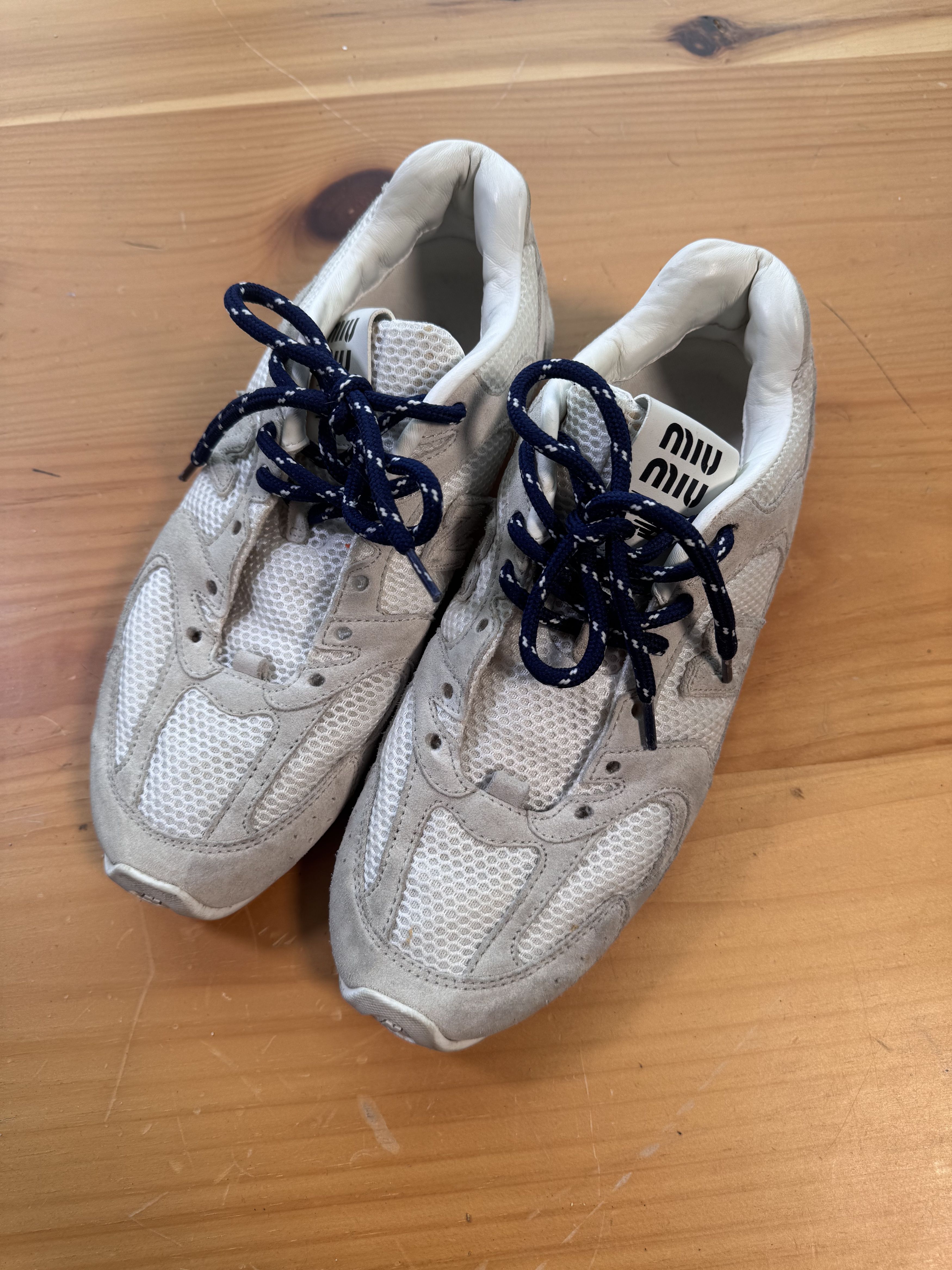 Miu Miu × New Balance Miu Miu New Balance 530 white Size US 8 / EU 41 - 1 Thumbnail