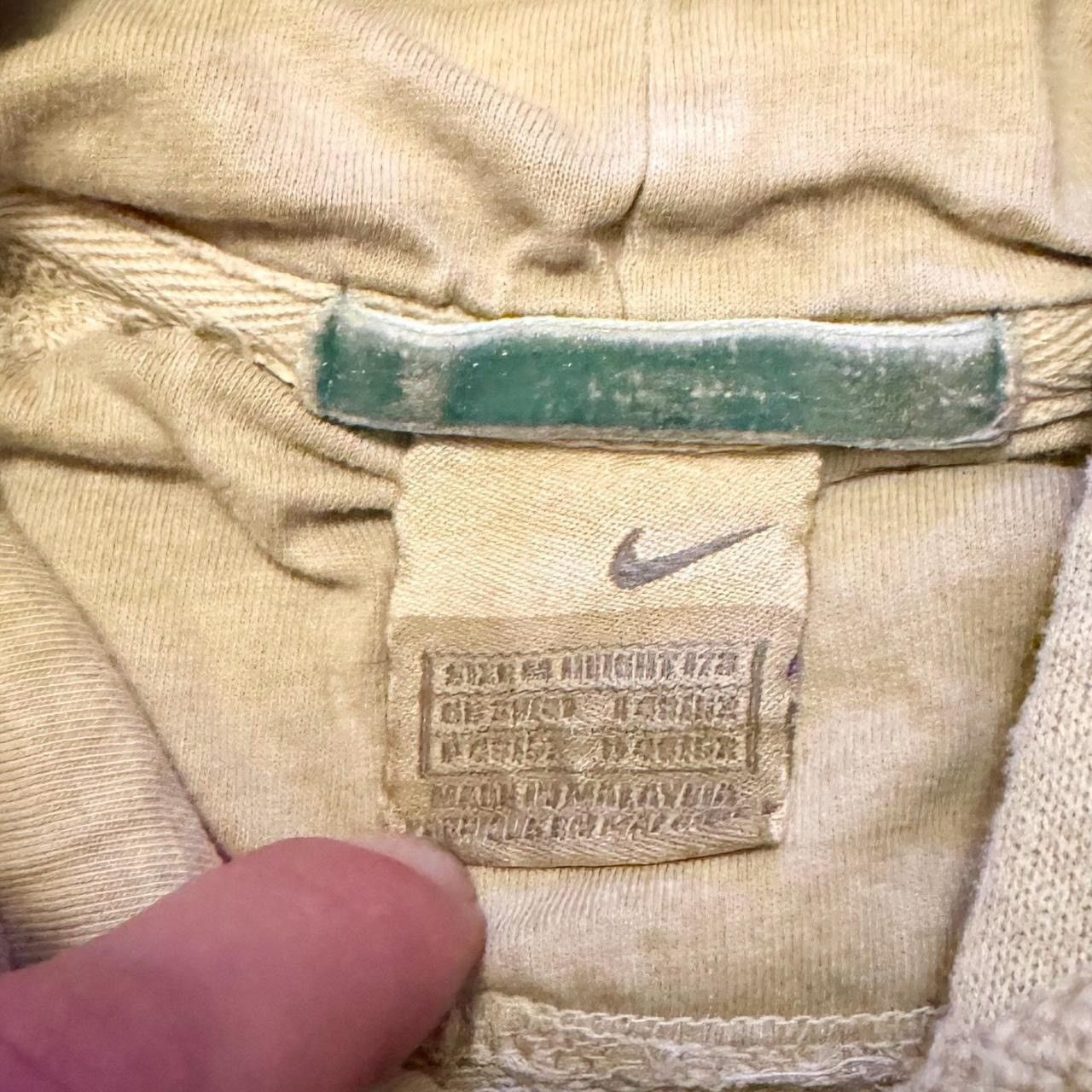 Vintage Y2K VINTAGE NIKE HOODIE! Size US L / EU 52-54 / 3 - 6 Thumbnail