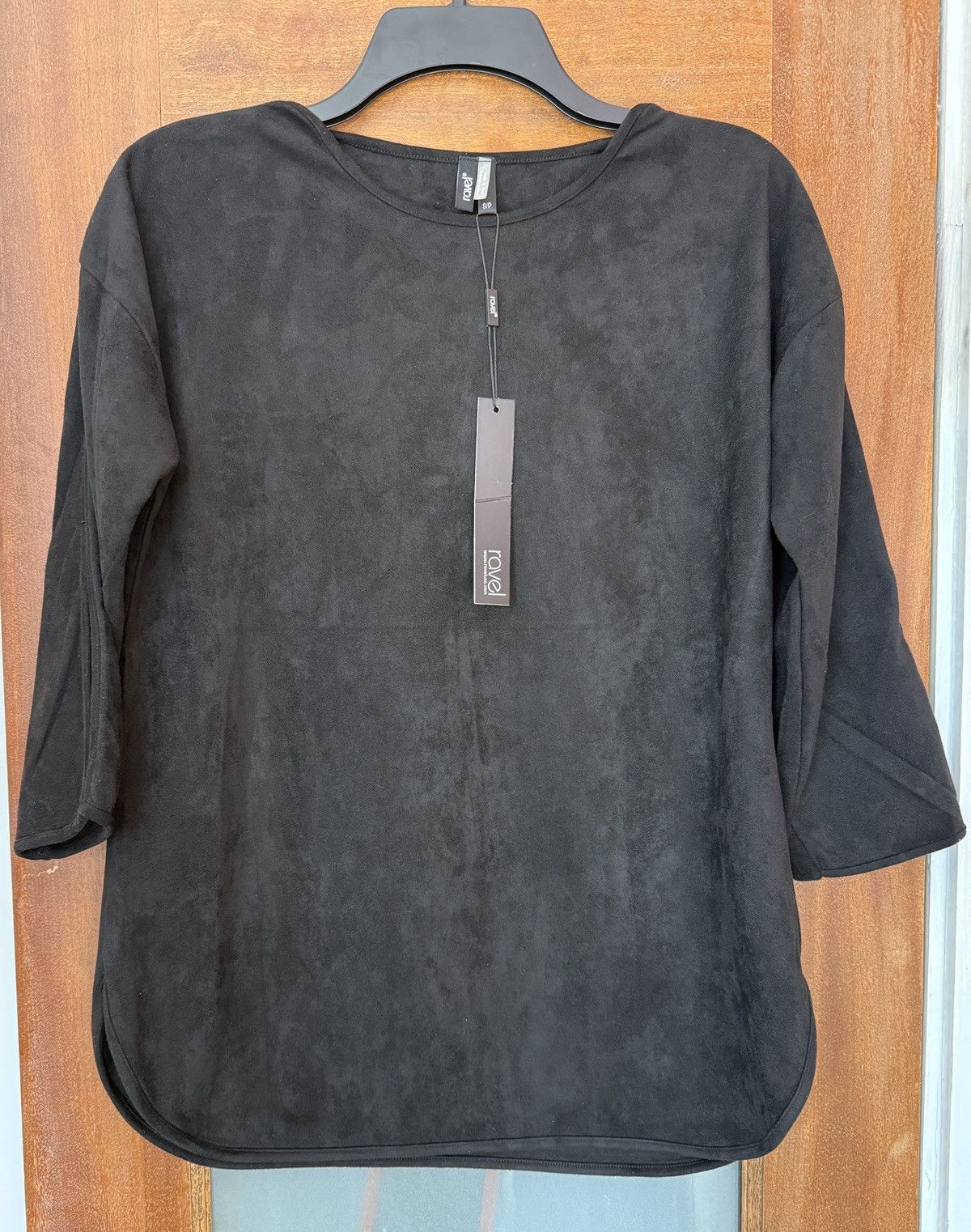 Other Ravel Women’s Black Semi Cold Shoulder Round 3/4 Sleeve Top Size S / US 4 / IT 40 - 1 Thumbnail
