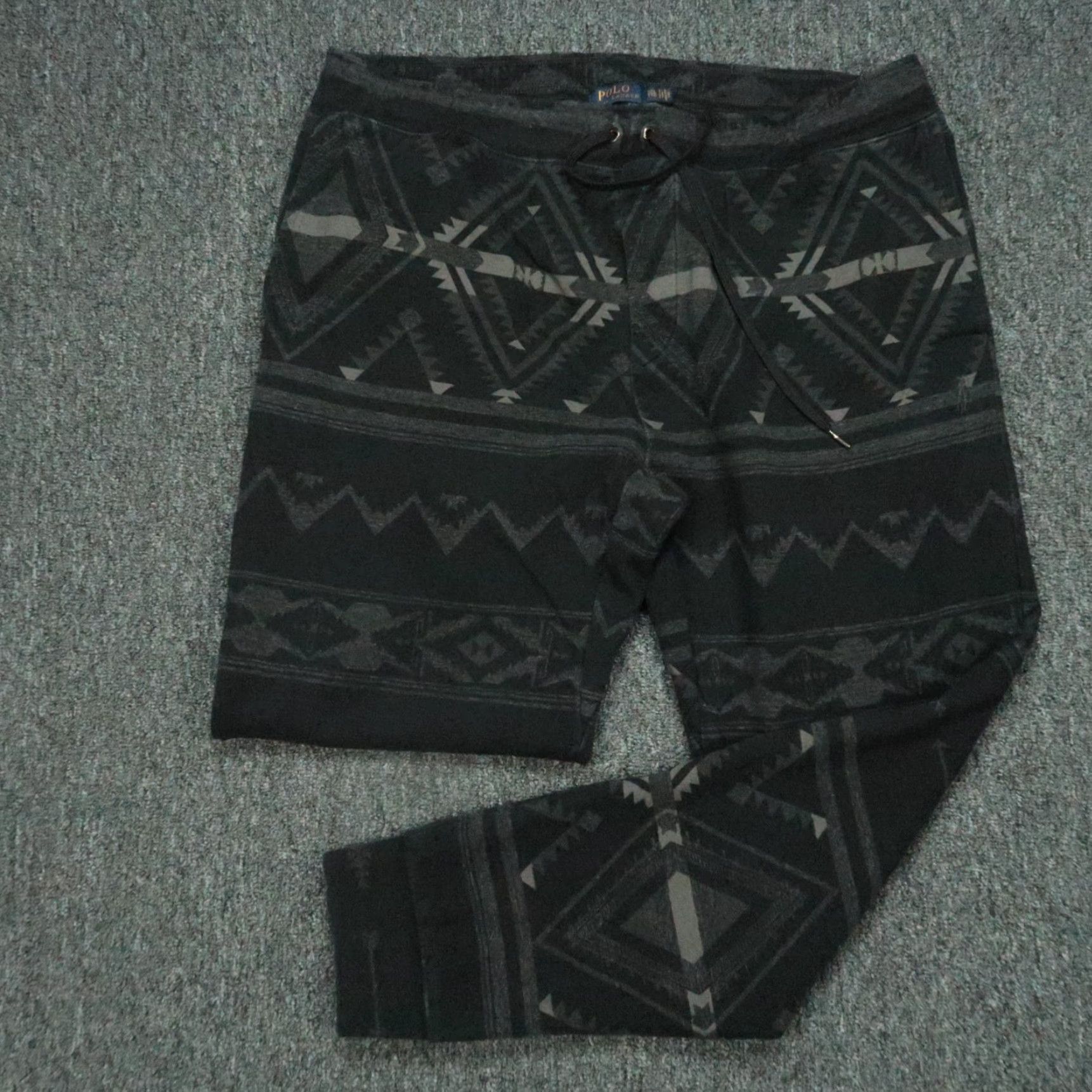 Polo Ralph Lauren VINTAGE Polo Ralph Lauren Pants Men 2XL Black Gray Aztec Southwestern Jogger Zip Pocket Size US XXL / EU 58 / 5 - 2 Thumbnail