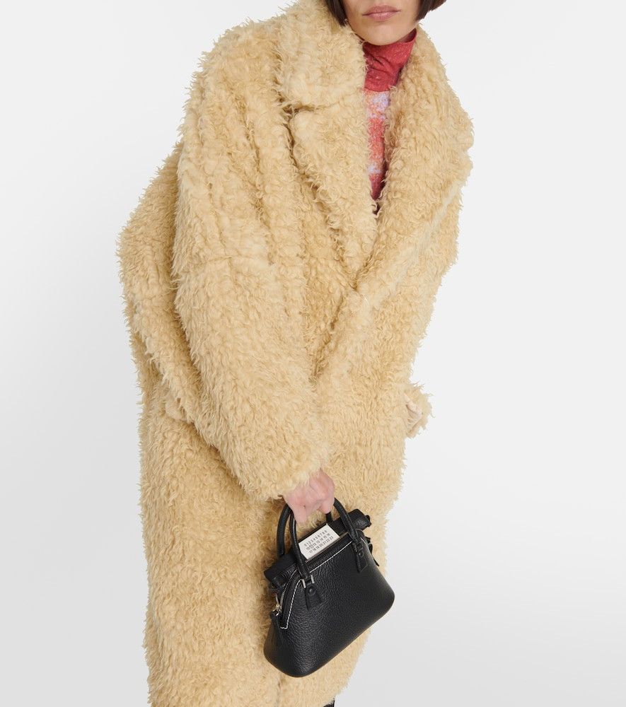 Maison Margiela Maison Margiela Faux Fur Coat Size M / US 6-8 / IT 42-44 - 20 Thumbnail