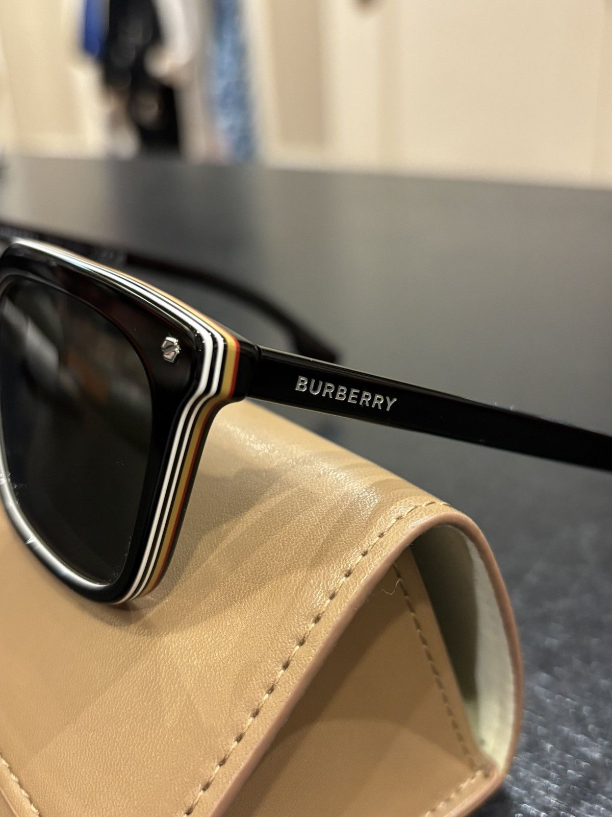 Burberry Burberry Sunglasses Size ONE SIZE - 3 Thumbnail