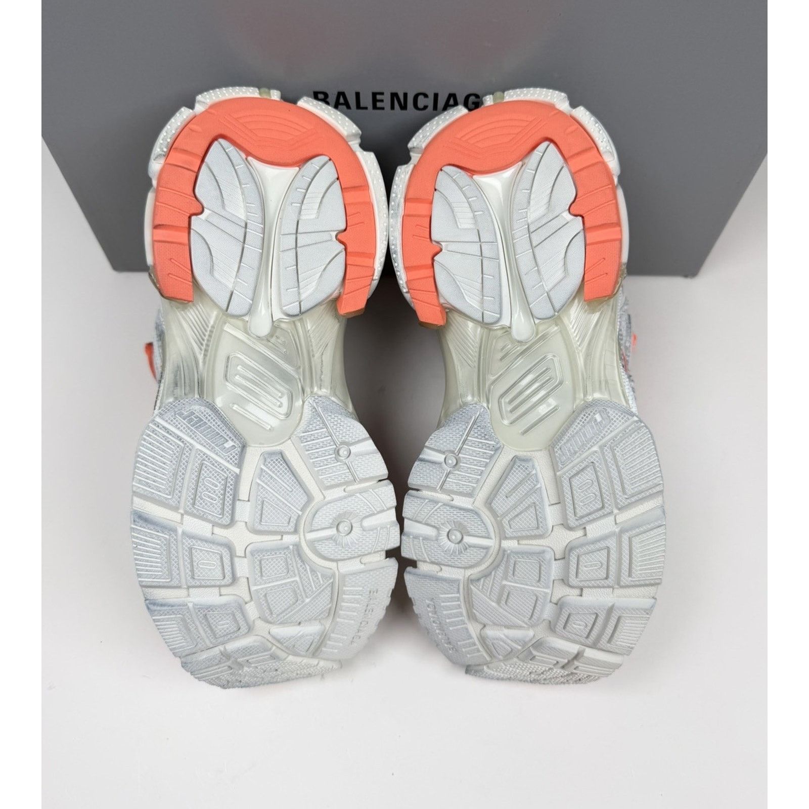 Balenciaga Size 34EU/4W - Balenciaga Runner Sneakers orange NEW Size US 4 / IT 34 - 7 Thumbnail