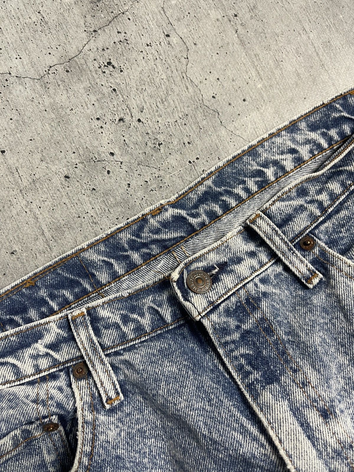 Japanese Brand × Levi's × Vintage Vintage Levis Jeans Stone Wash Levis 505 Denim Pants Size US 36 / EU 52 - 7 Thumbnail