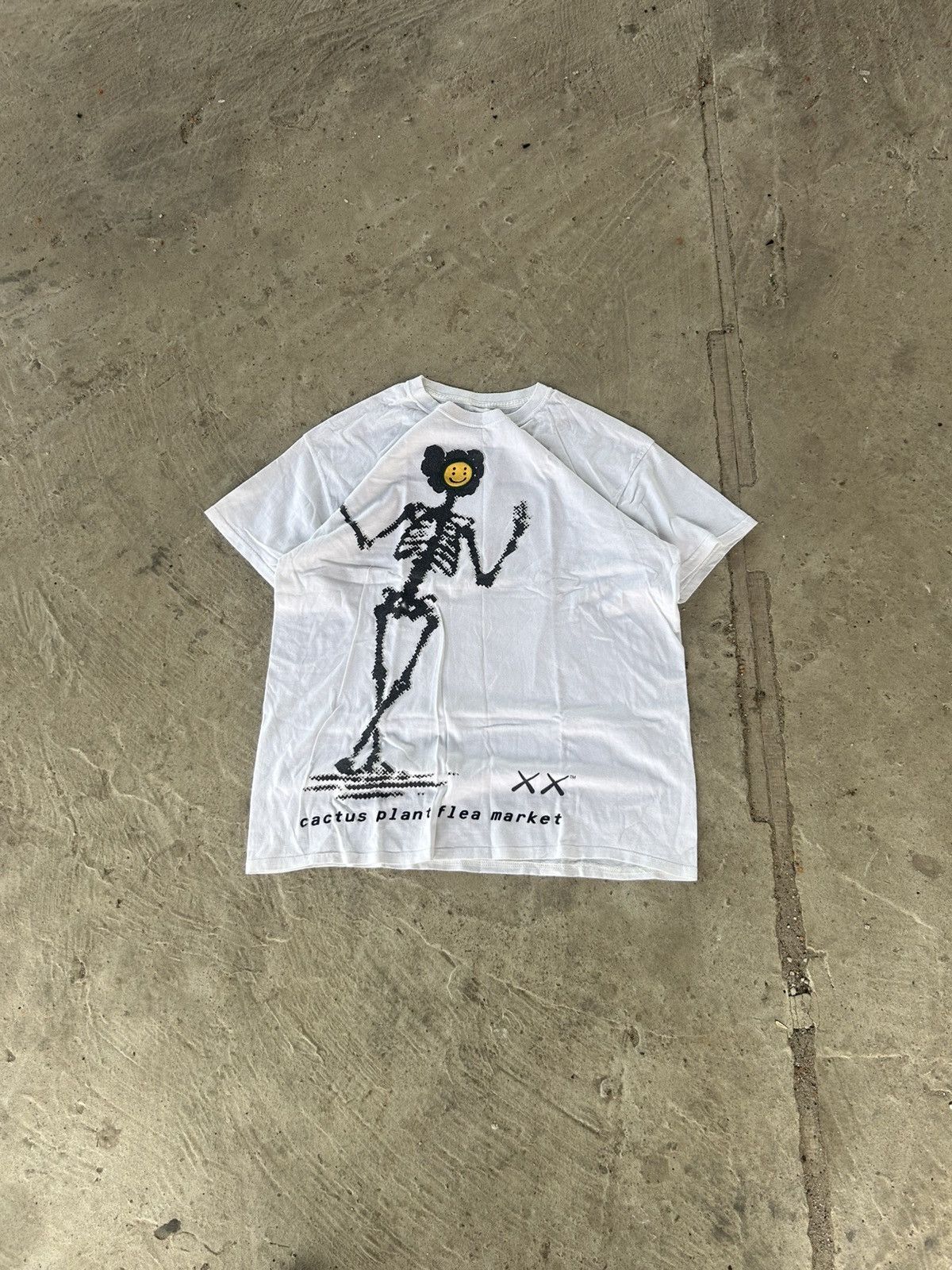 Cactus Plant Flea Market × Kaws CPFM x Kaws Rare Y2K Streetwear Vintage Archive t-shirt Size US L / EU 52-54 / 3 - 1 Thumbnail