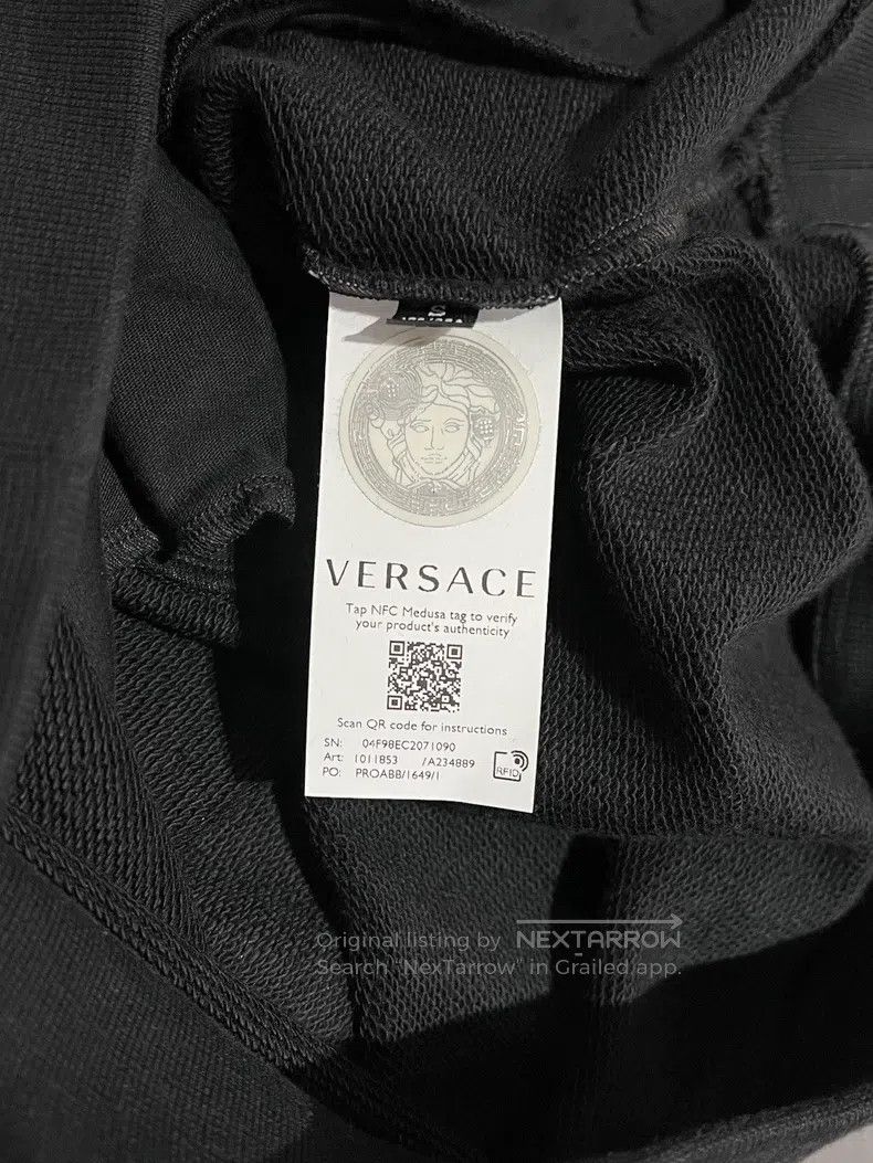 Versace Versace Black cotton hooded sweatshirt Size US XS / EU 42 / 0 - 7 Thumbnail