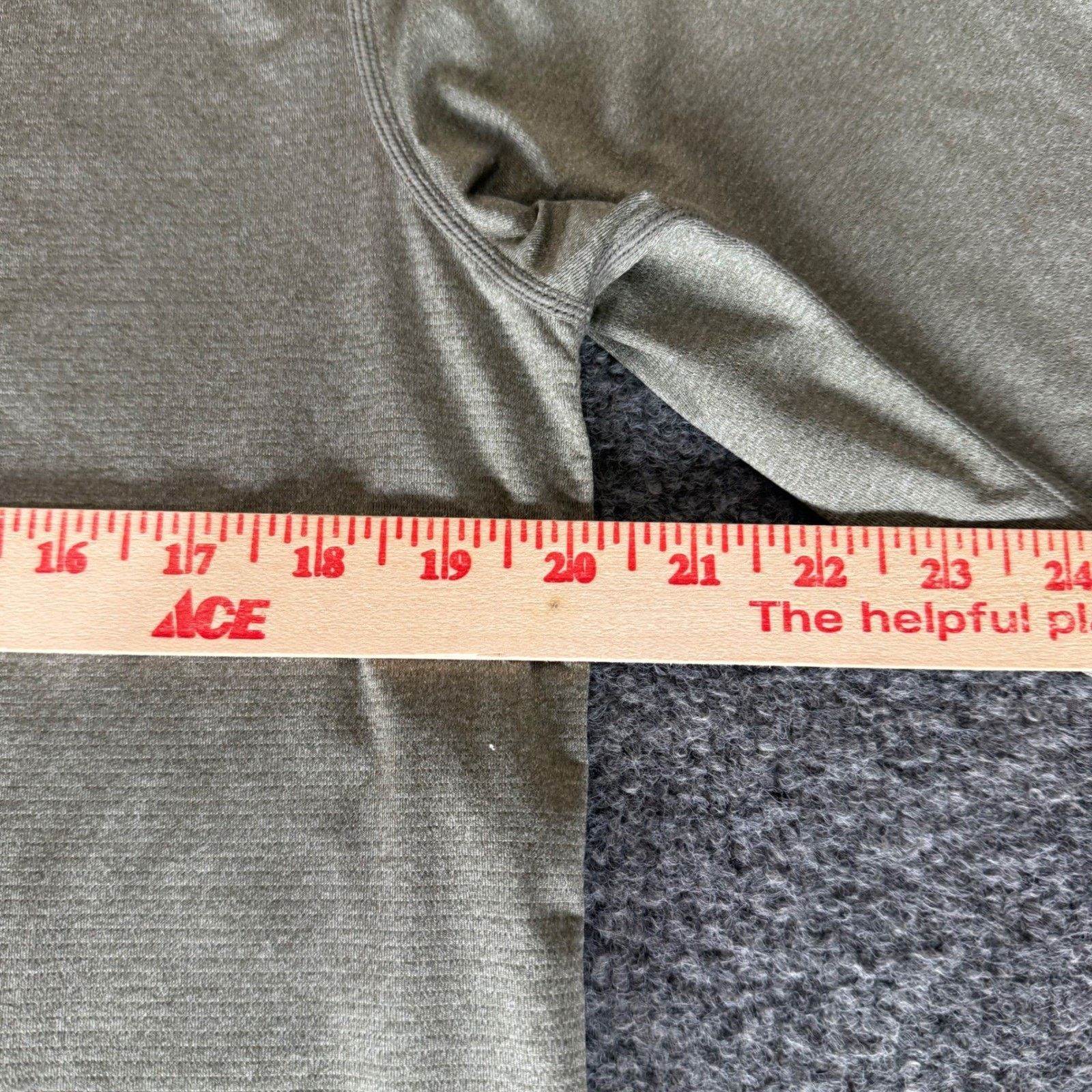 Vuori Vuori Tradewind Tee Shirt Men Medium Green Long Sleeve Size US M / EU 48-50 / 2 - 4 Thumbnail