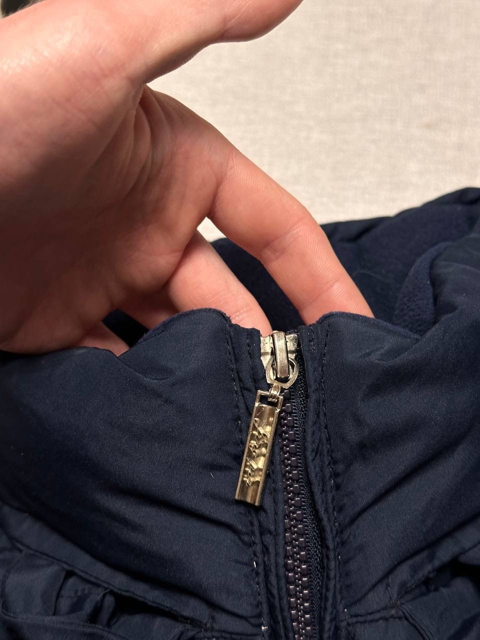 Nike Vintage Nike 2000s Navy Down Puffer Vest with Packable Hood Size US S / EU 44-46 / 1 - 17 Thumbnail