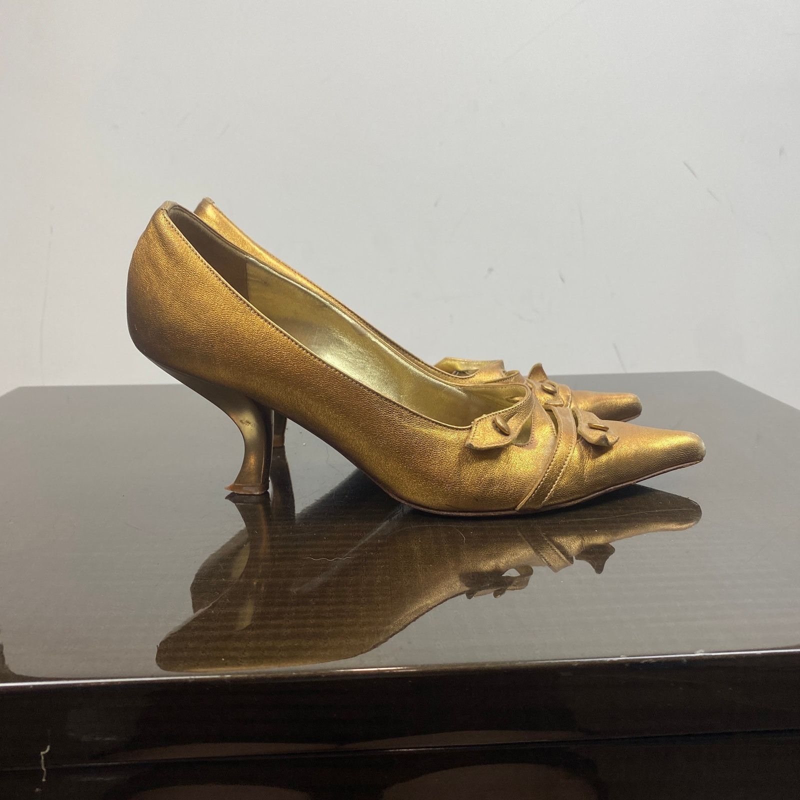 Etro Etro Nero 7787 Gold Pointed Toe Kitten Heels Women's 38 US 8 Size US 8 / IT 38 - 2 Thumbnail