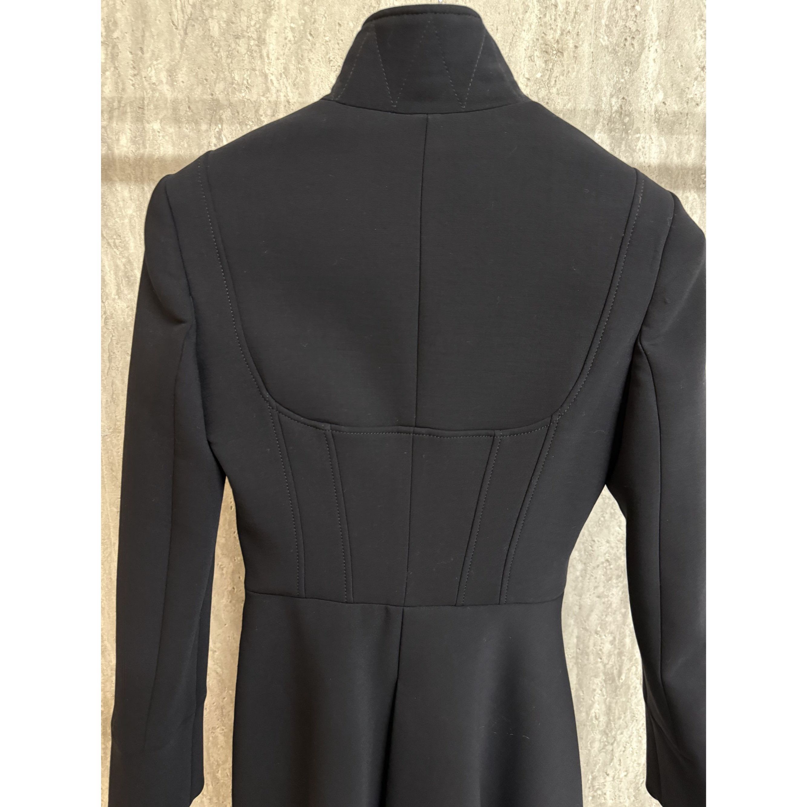 Alexander McQueen Alexander McQueen Double-Breasted Asymmetrical Black Coat Size S / US 4 / IT 40 - 3 Thumbnail