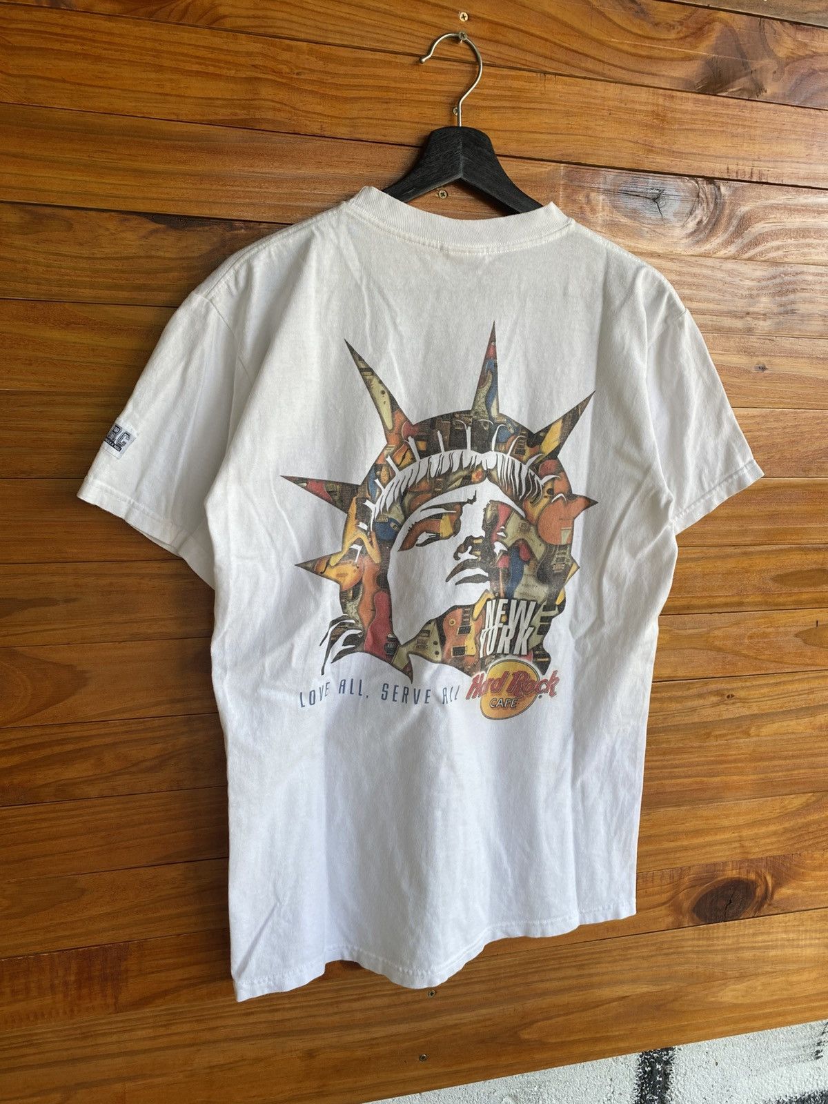 Hard Rock Cafe Vintage Hard Rock Cafe New York Statue of Liberty Graphic Size US S / EU 44-46 / 1 - 5 Thumbnail