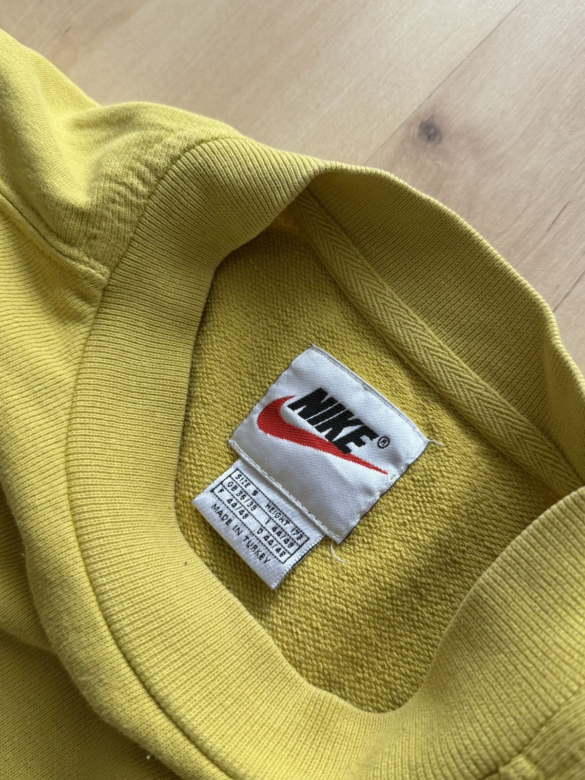 Nike 00’s Nike vintage swoosh boxy sweatshirt Size US S / EU 44-46 / 1 - 4 Thumbnail