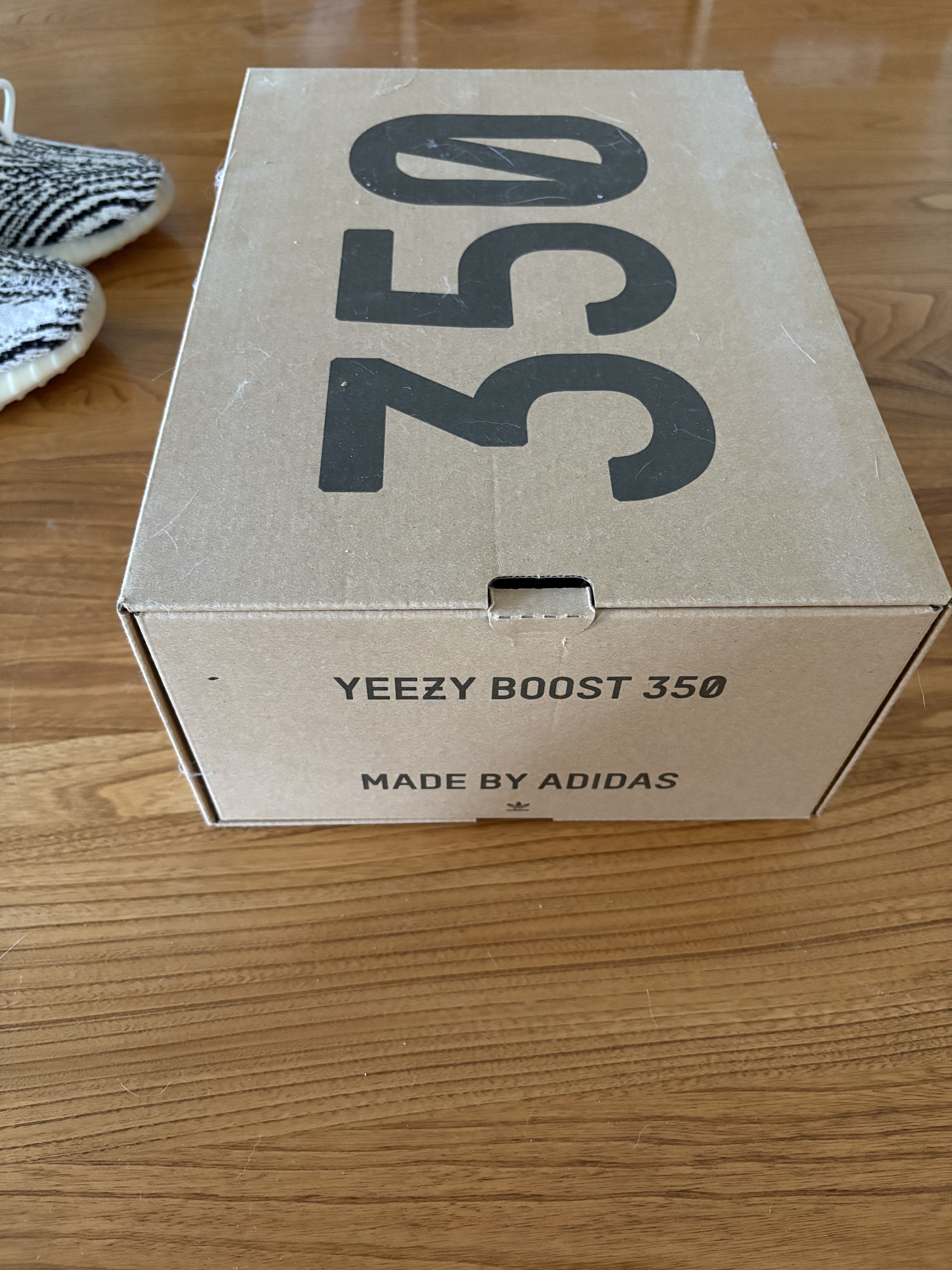 Yeezy Yeezy Boost 350 V2 Zebra Size US 8 / EU 41 - 4 Thumbnail