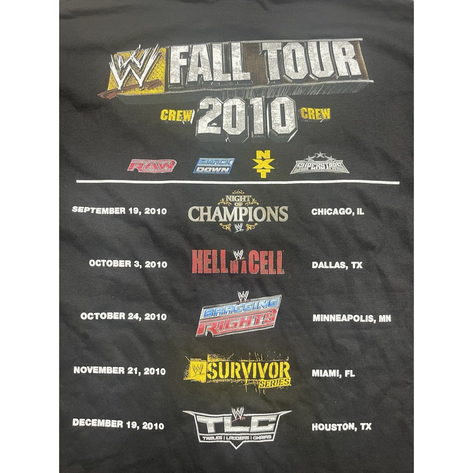 Gildan VTG WWE HD Crew Staff Issue Monday Raw Smackdown Fall Tour 2 Size US XL / EU 56 / 4 - 5 Thumbnail