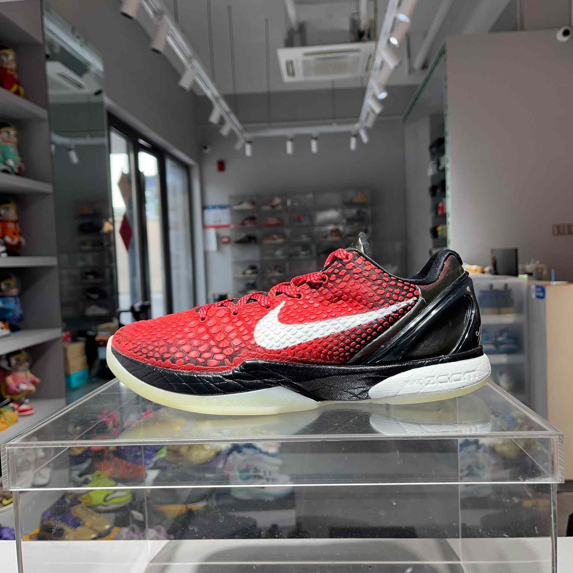 Nike Nike Lowtop Sneakers 11 Men Size US 11 / EU 44 - 1 Thumbnail