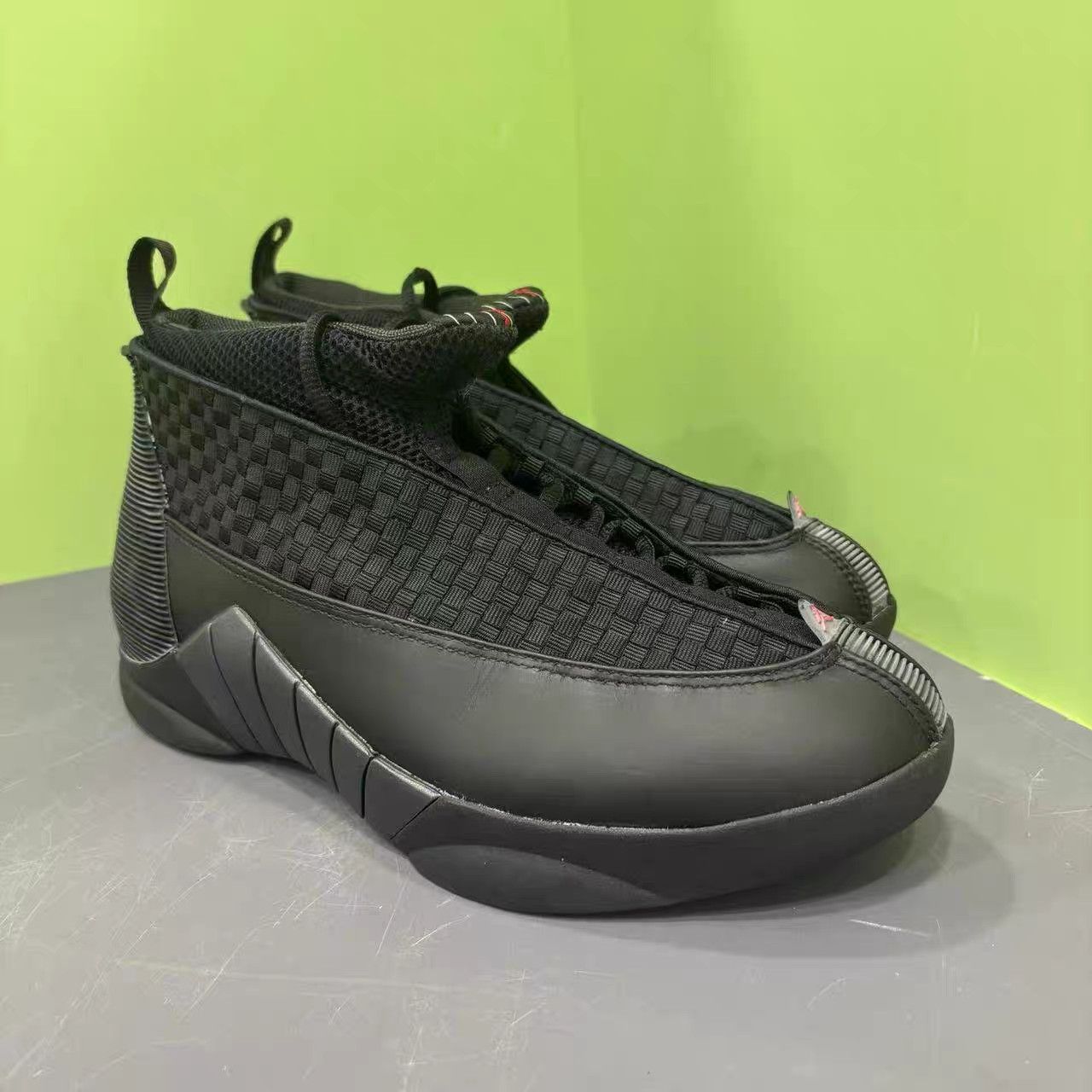 Jordan Brand Air Jordan 15 Black Red Fighter Jet 2007 Retro K15 Size US 10 / EU 43 - 5 Thumbnail