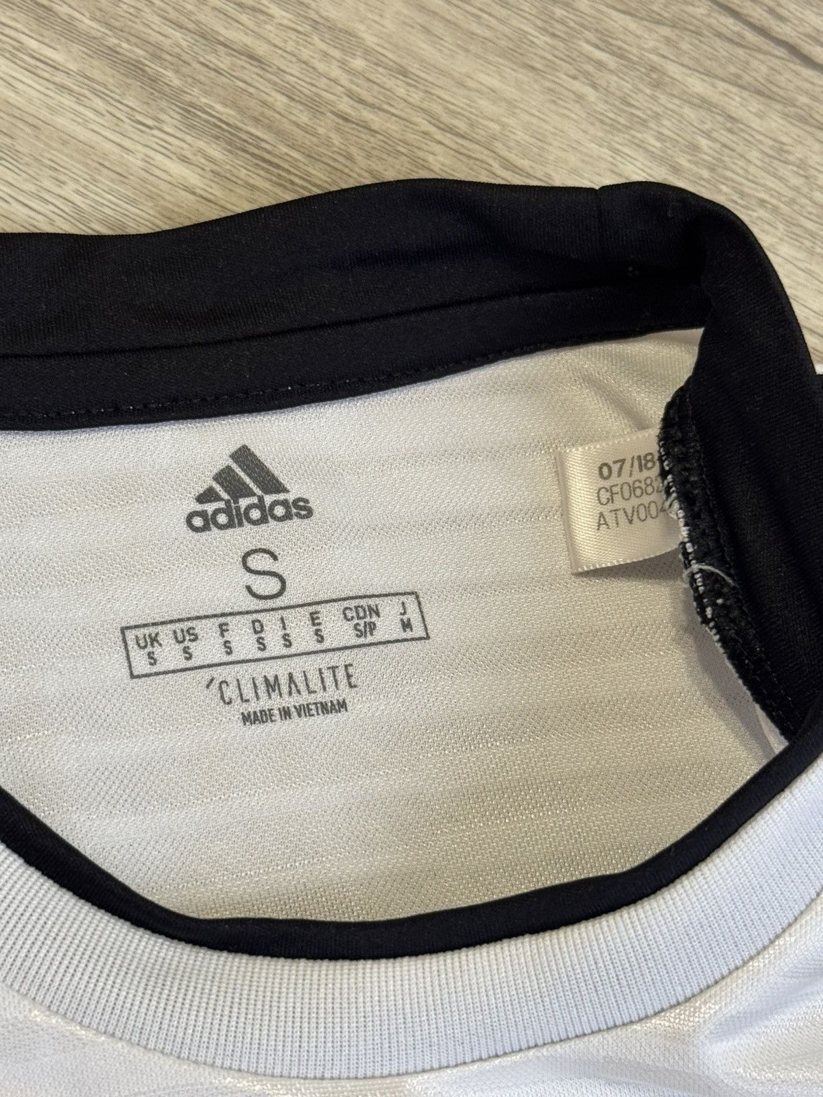 Adidas 🔷Adidas Wolverhampton 2018/19 Soccer jersey🔷 Size US S / EU 44-46 / 1 - 4 Thumbnail