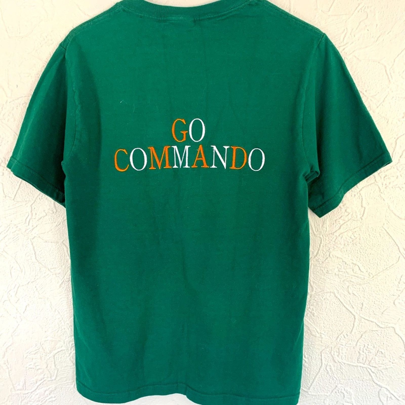 Fruit Of The Loom MENS QUALITY EMBROIDERED SHIRT KILT GO COMMANDO IRISH PRIDE Size US S / EU 44-46 / 1 - 2 Thumbnail