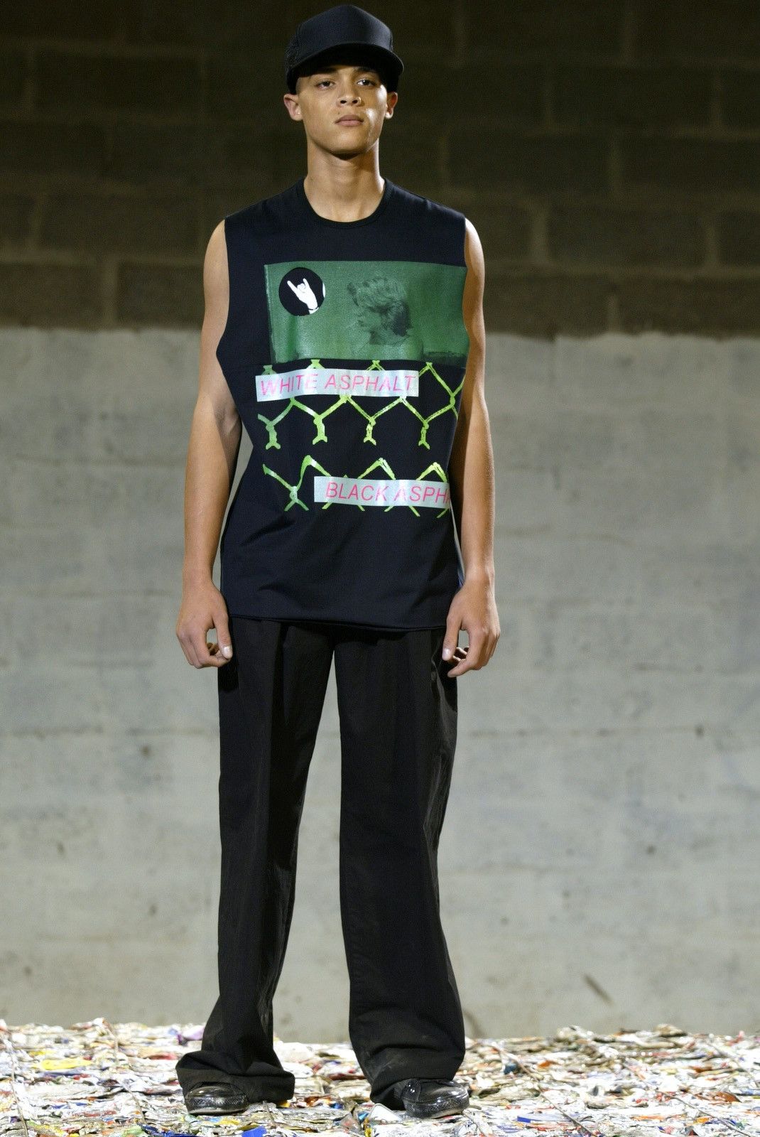 Raf Simons Raf Simons SS03 White / Black Asphalt Oversized Tank Top Size US S / EU 44-46 / 1 - 12 Thumbnail