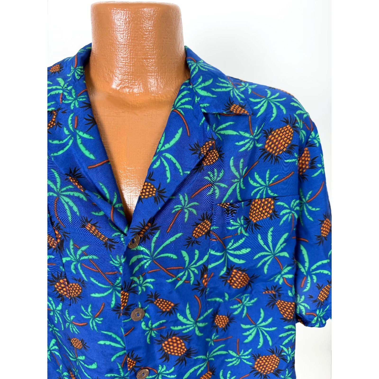 Vintage VINTAGE Minee Mo Pineapple Hawaiian Shirt Men Large Camp Palm Tree Silky Polyester Blue Short Sleeve Button-Up Collared Size US L / EU 52-54 / 3 - 2 Thumbnail