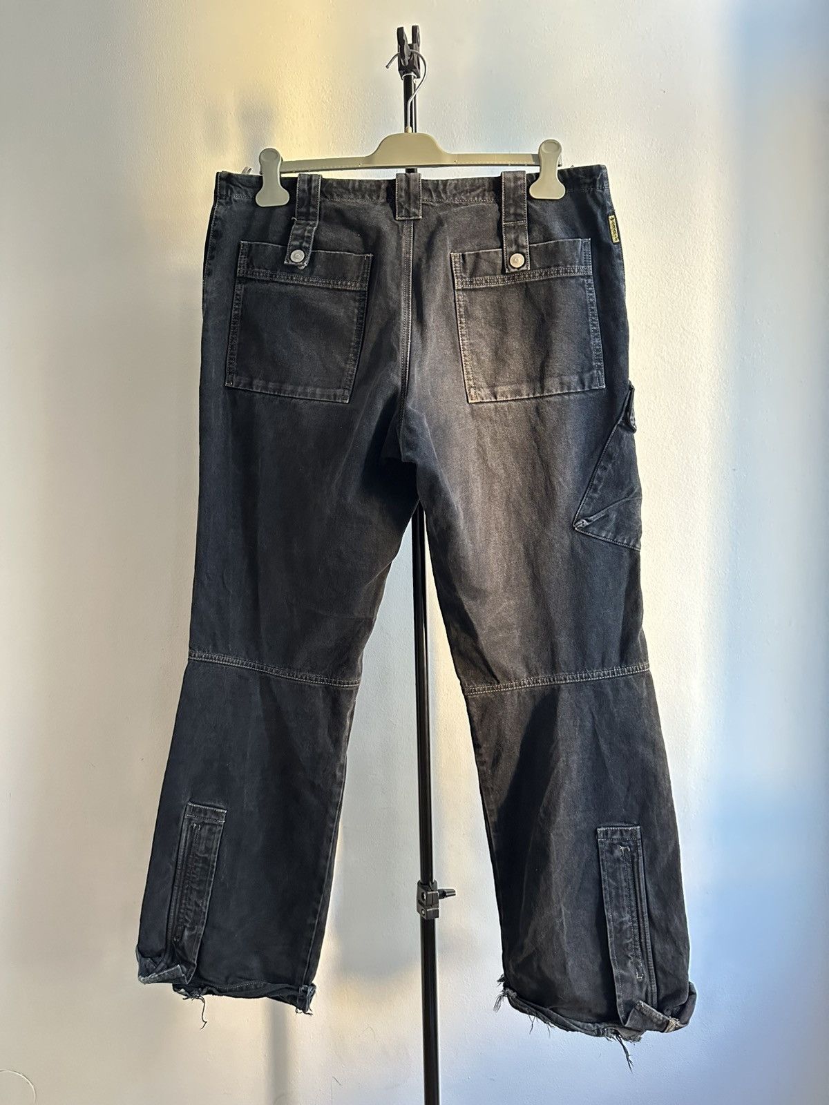 Armani Armani Jeans Fireman Archive 90s Faded Zipped Cargo Pants Size US 34 / EU 50 - 11 Thumbnail