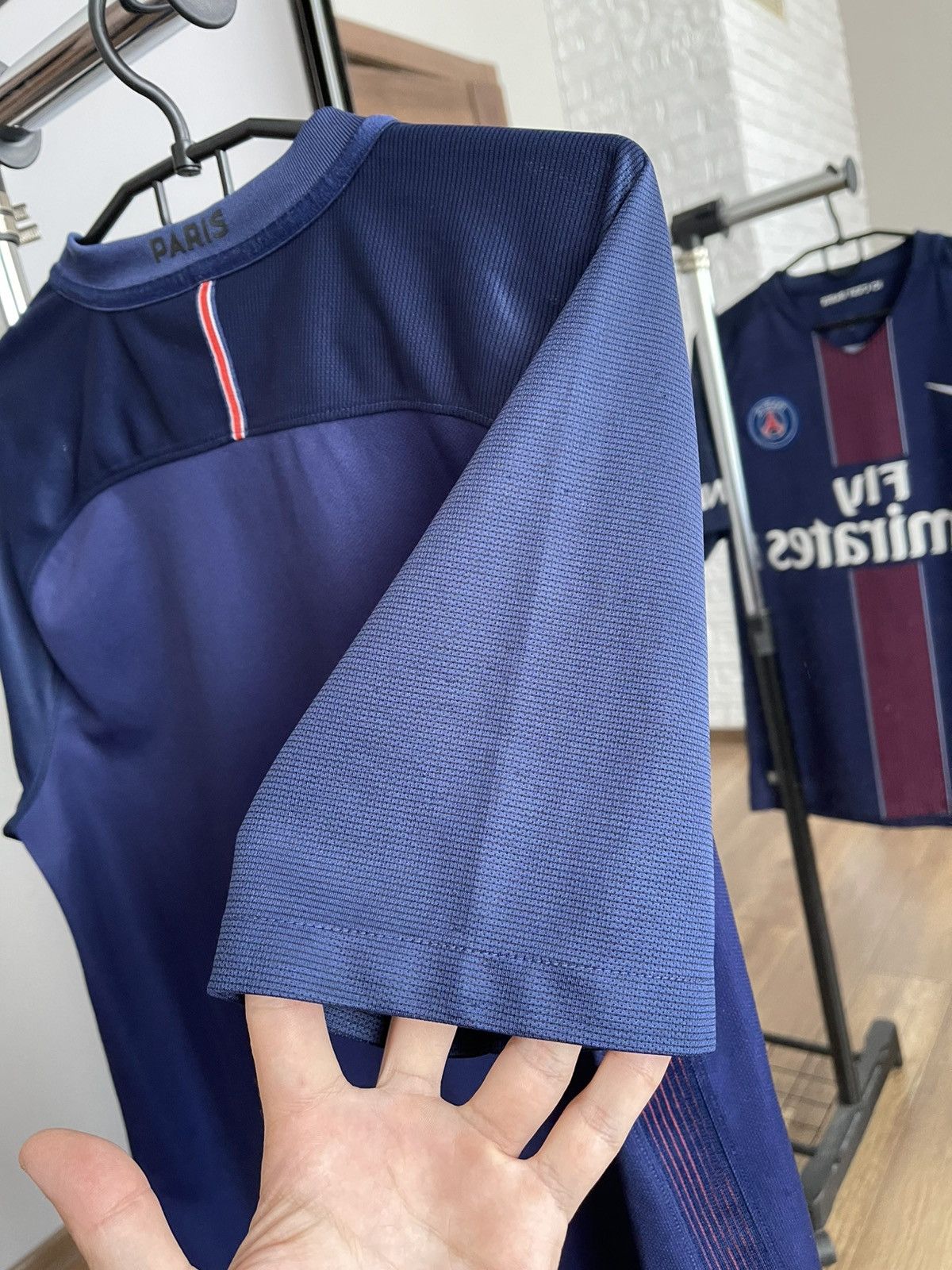 Nike 2016/2017 Nike Paris Saint Germain PSG Soccer Jersey T-Shirt Size US M / EU 48-50 / 2 - 14 Thumbnail
