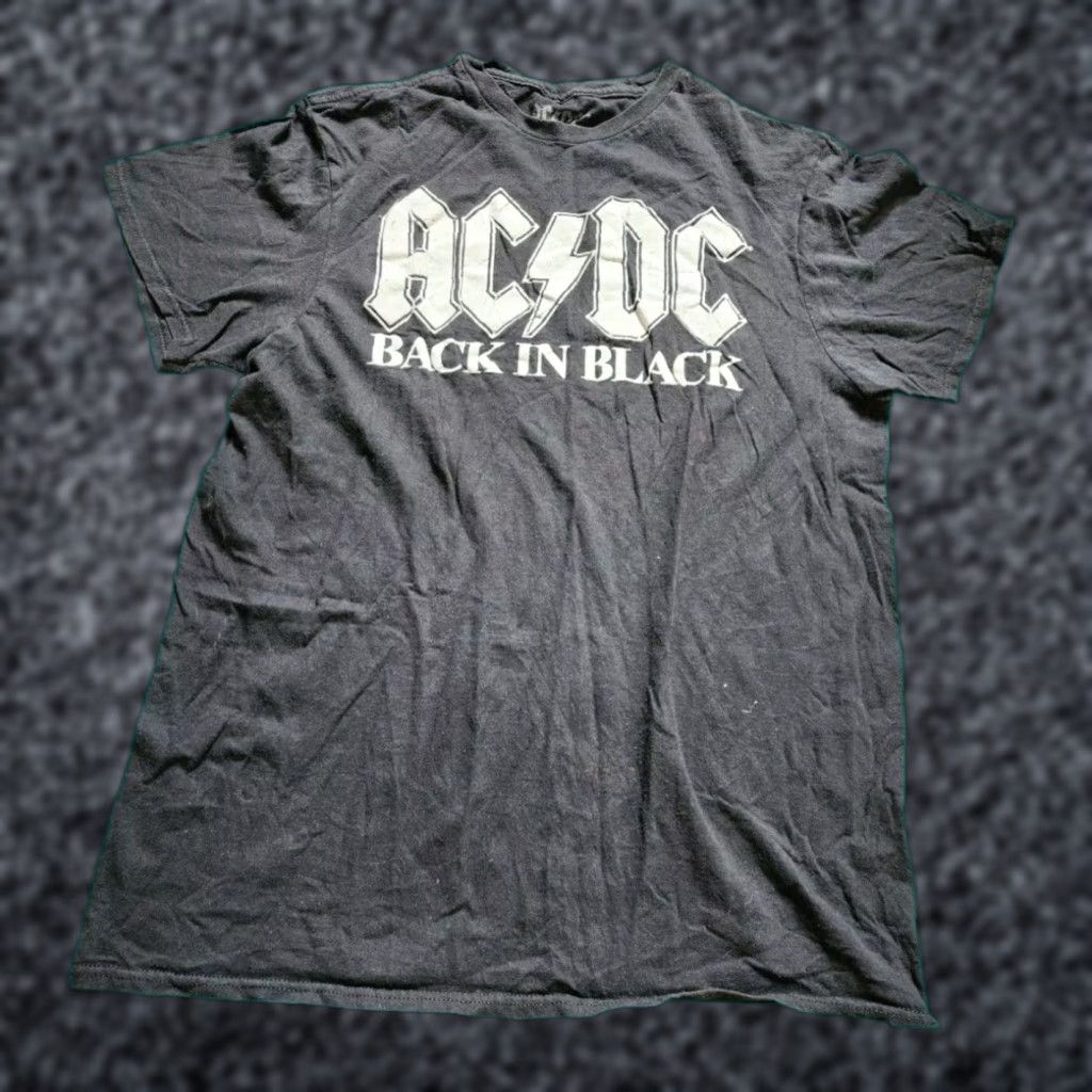Vintage ACDC Back In Black Graphic Tee Mens Black Rock Band T Shirt Medium Size US M / EU 48-50 / 2 - 1 Thumbnail