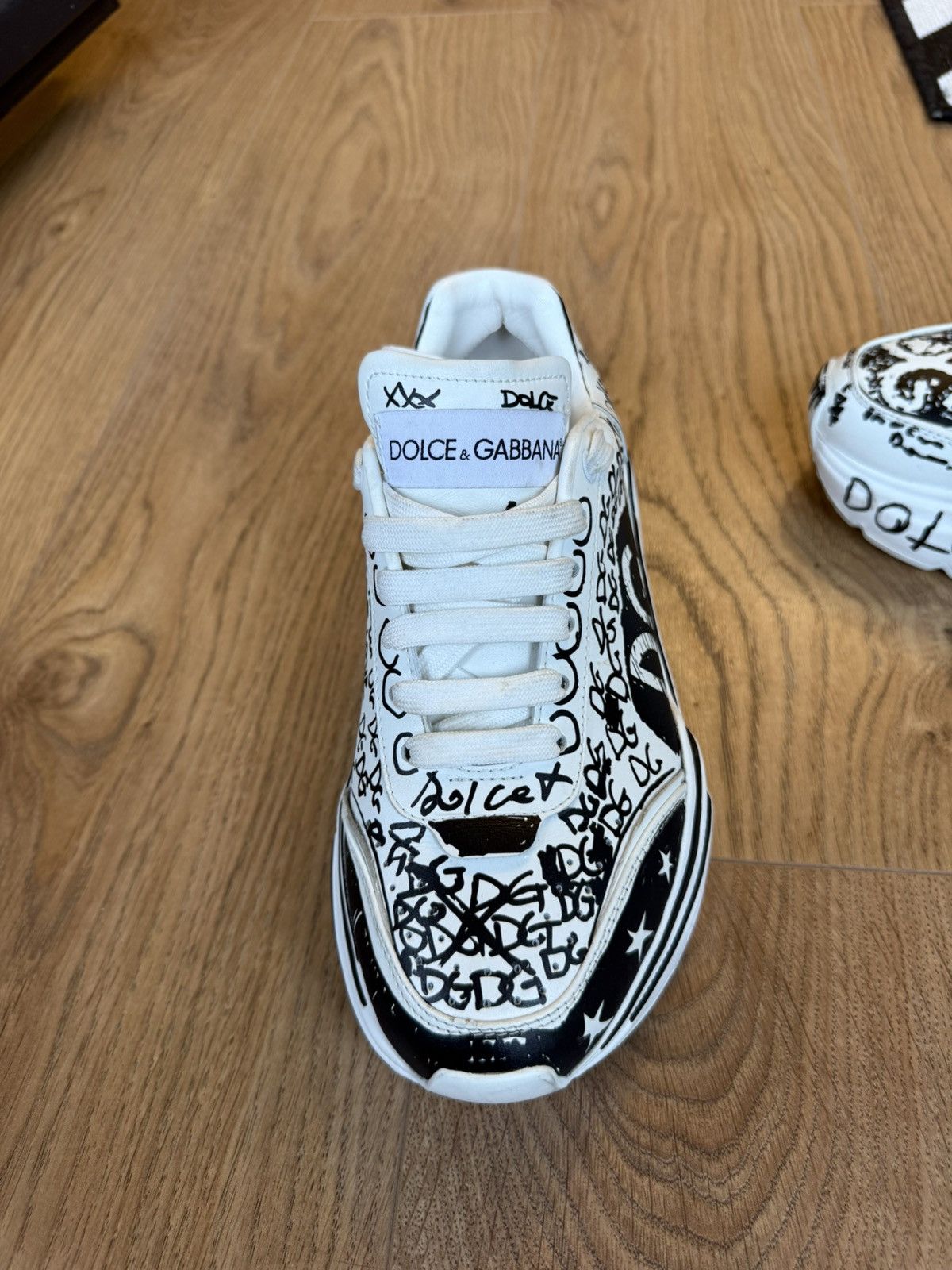Dolce & Gabbana Hand painted grafitti daymaster sneakers Size US 8 / IT 38 - 6 Thumbnail