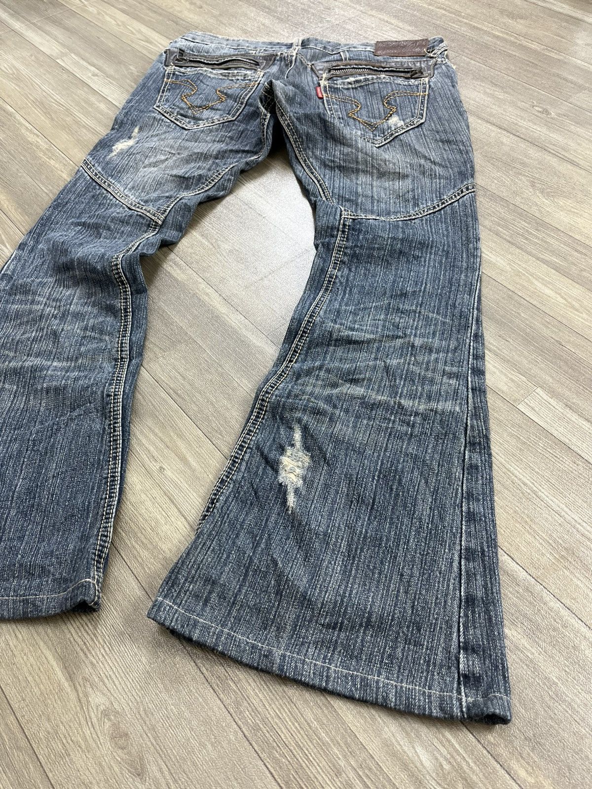 Tornado Mart 2000s Tornado Mart Washed Spiral Distressed Flared Jeans Lgb Size US 33 - 17 Thumbnail