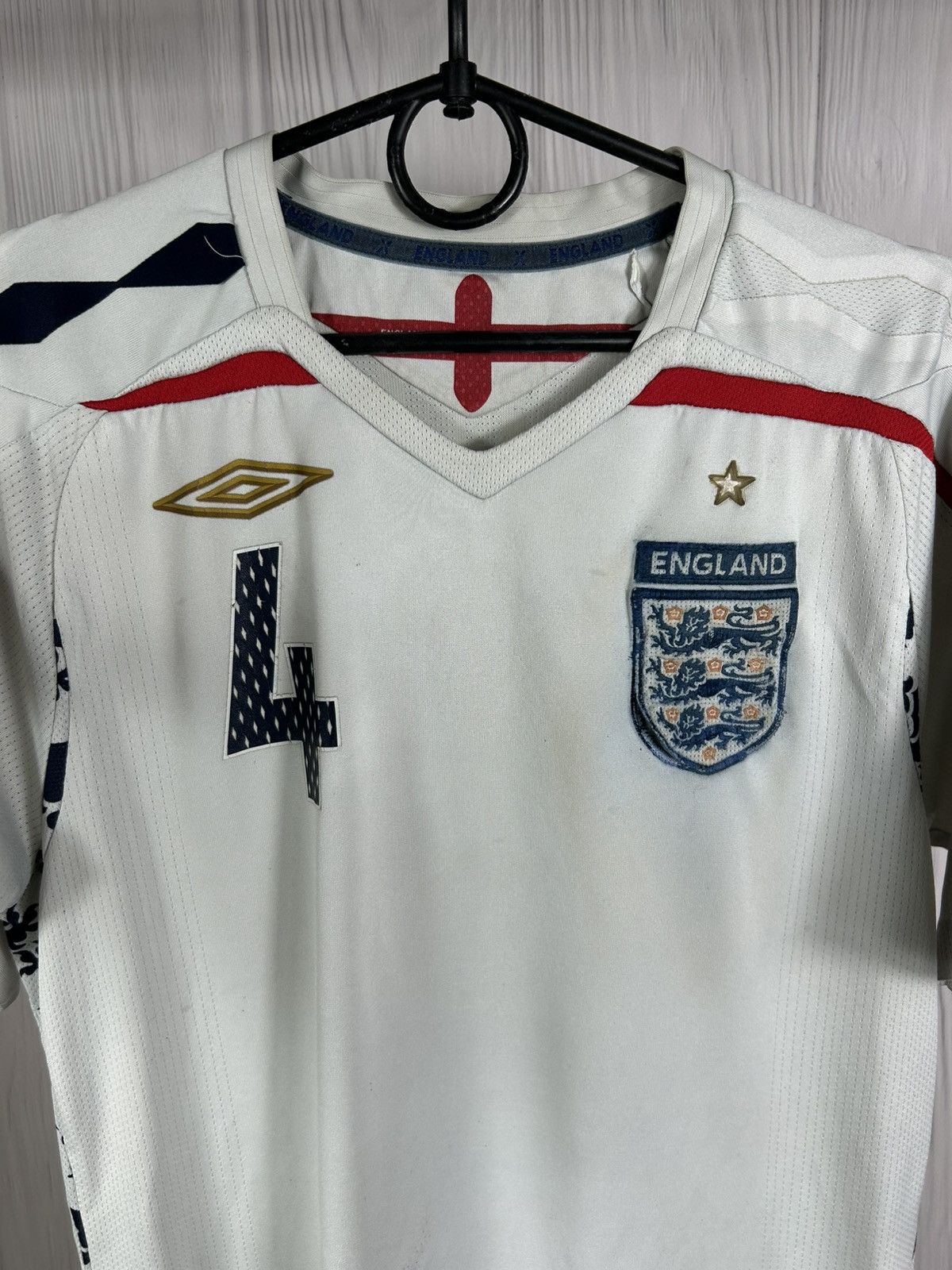 Umbro 4 Gerrard England National Team 2007/09 Home Jersey Umbro Size US S / EU 44-46 / 1 - 10 Thumbnail