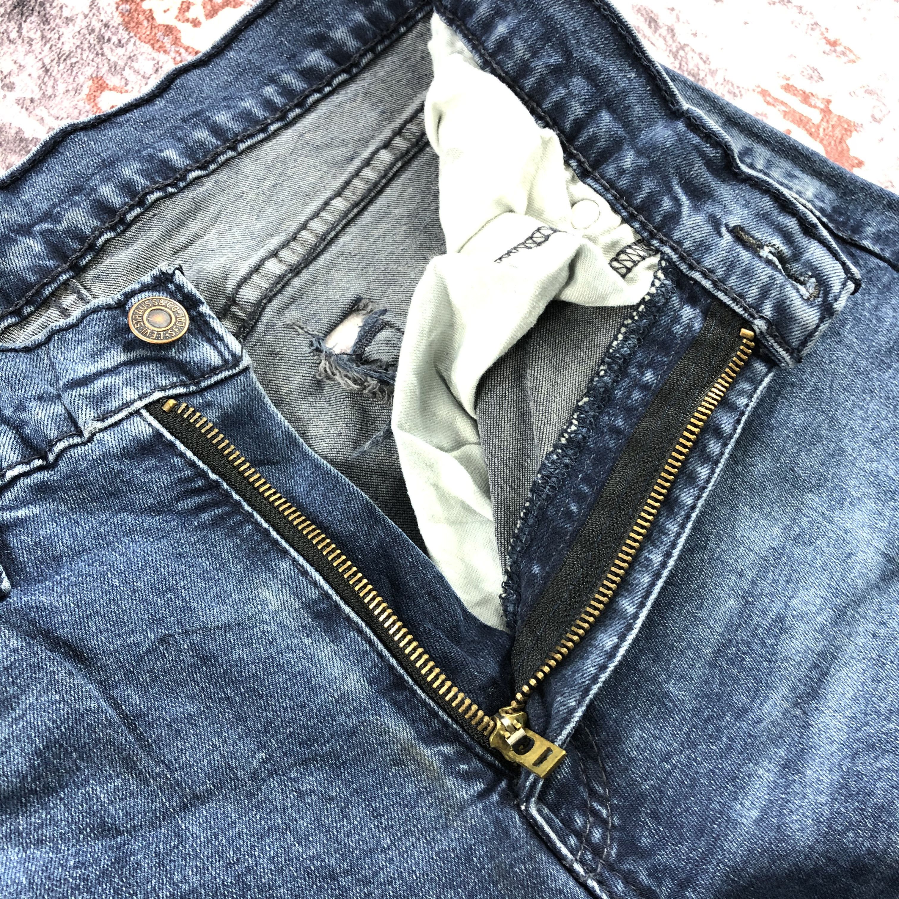 Levi's × Vintage Vintage Blue Wash Levis 514 Jeans-JM2690 Size US 33 - 9 Thumbnail