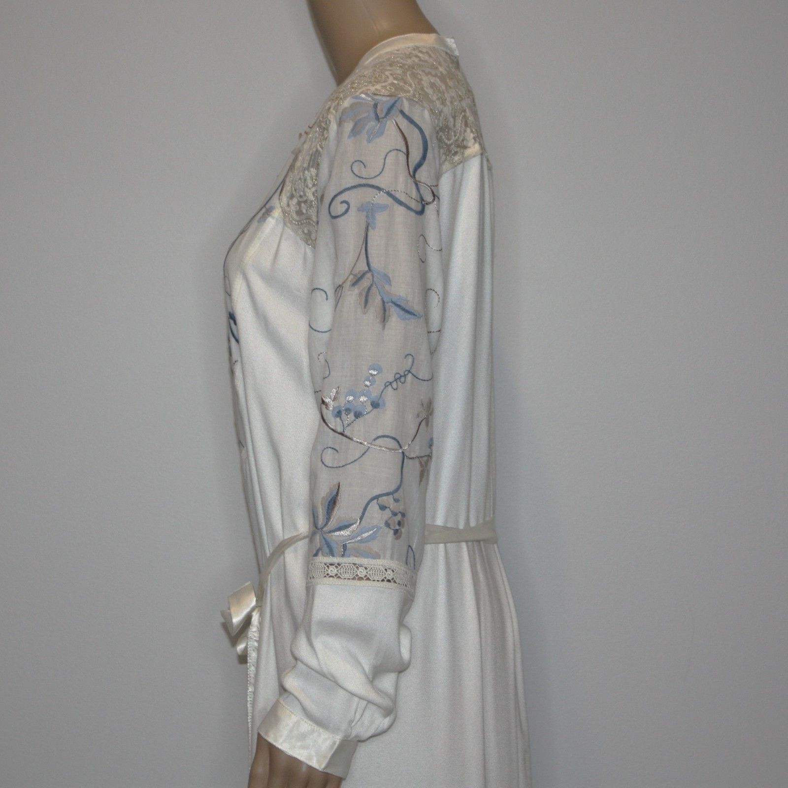Anthropologie Tiny Amarante Embroidered Shirtdress Dress size M NWT $148 Size M / US 6-8 / IT 42-44 - 9 Thumbnail