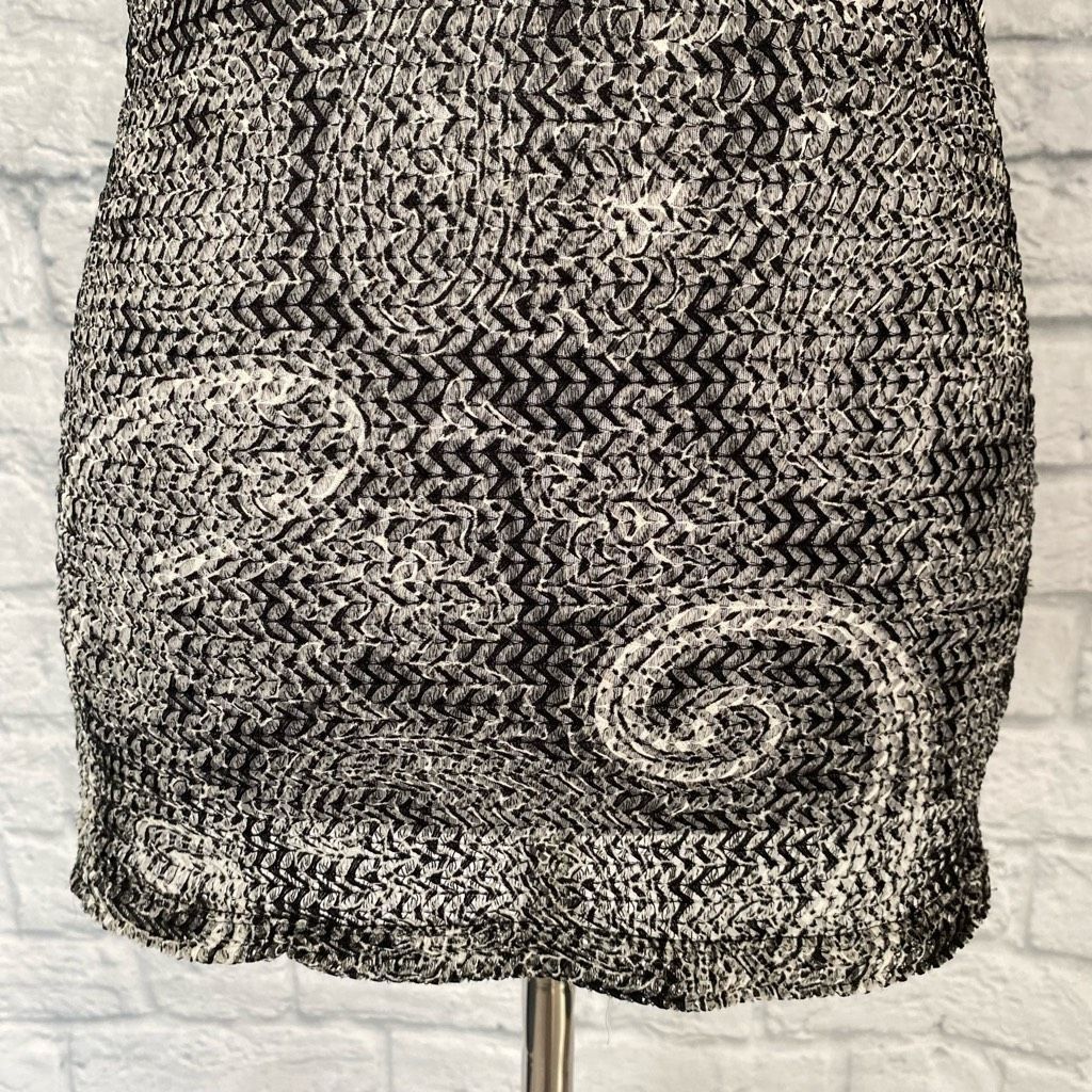 BKE BKE women M short sleeve semi sheer black & white patterned Size M / US 6-8 / IT 42-44 - 2 Thumbnail