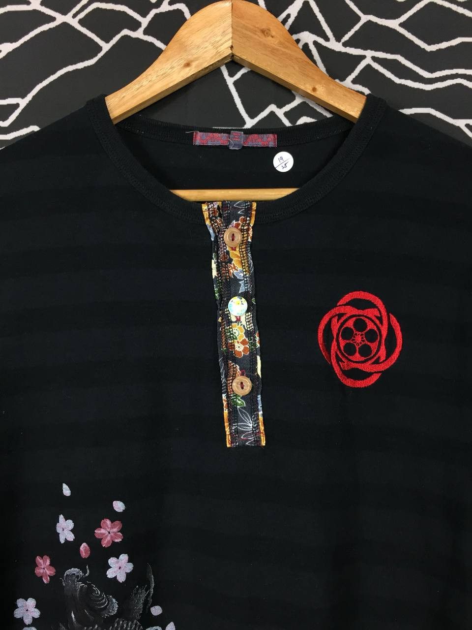 Japanese Brand × Vintage Vtg Japanese Traditional Sukajan Carp Fish Henley Neck Tee Size US M / EU 48-50 / 2 - 6 Thumbnail