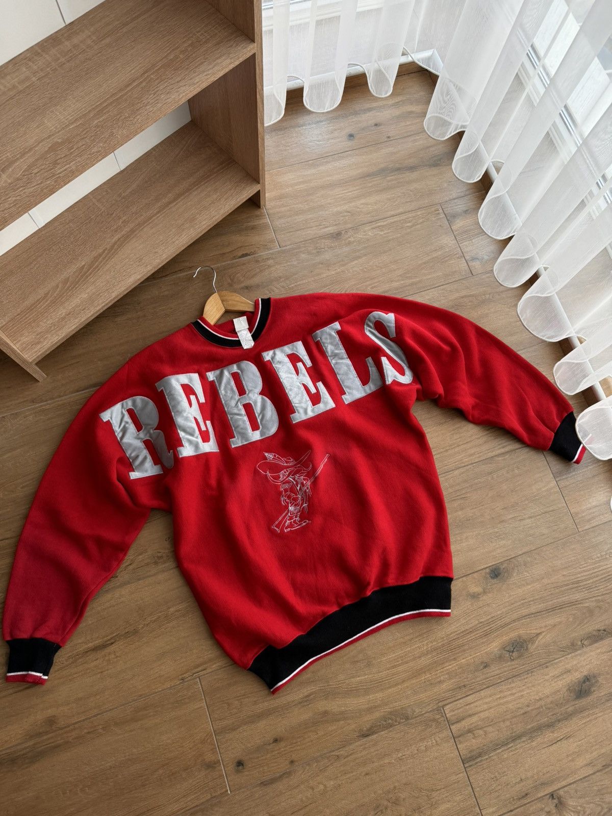 NHL × Vintage Vintage Rebels Red Druid Hockey by Legends Logo Sweatshirt Size US M / EU 48-50 / 2 - 13 Thumbnail