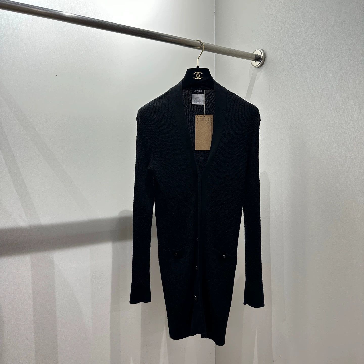 Chanel Chanel apr400 Logo Button L Knit Cardigan Cotton 34 Size XS / US 0-2 / IT 36-38 - 1 Thumbnail