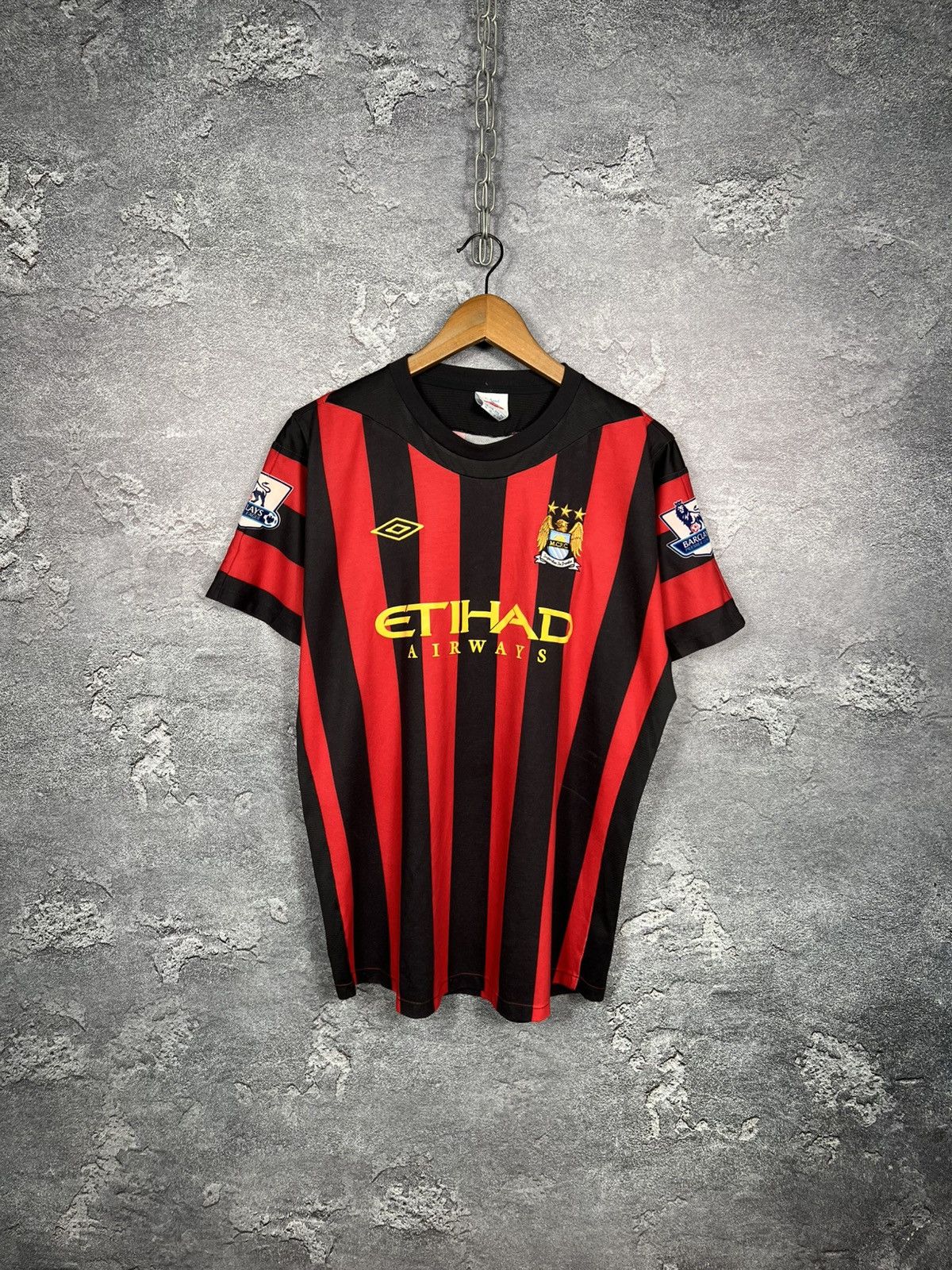 Umbro Umbro Manchester City 2011/2012 Away Soccer Jersey Sz L Size US L / EU 52-54 / 3 - 1 Thumbnail