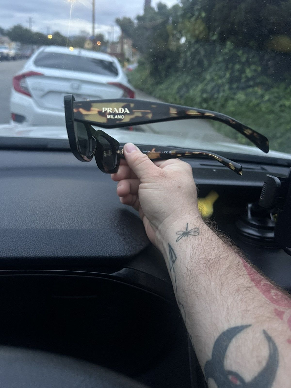 Prada Prada Milan Subglasses Size ONE SIZE - 3 Thumbnail