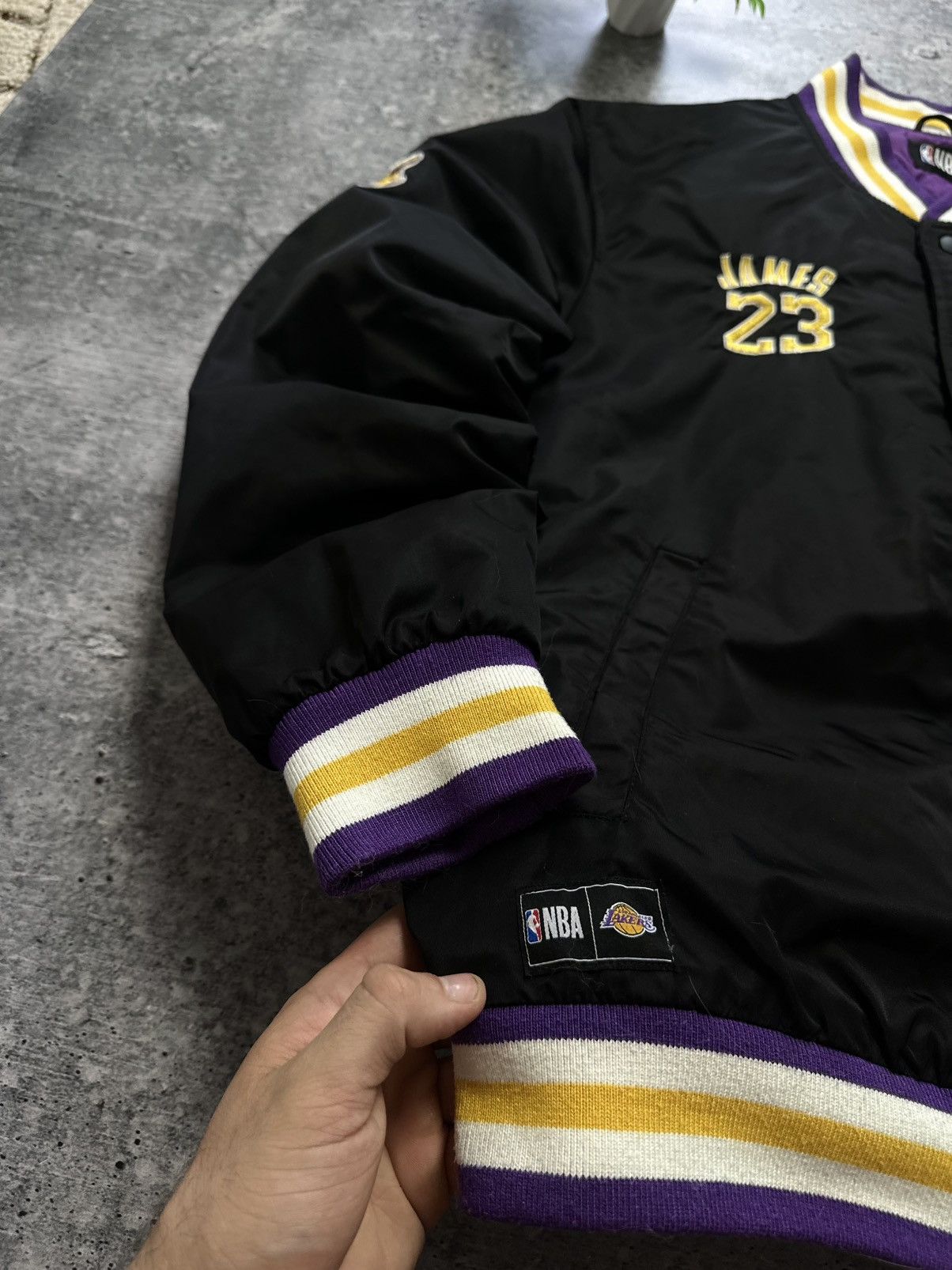 NBA NBA Lakers Y2K Quilt 23 LeBron Jacket Bomber Size US L / EU 52-54 / 3 - 3 Thumbnail