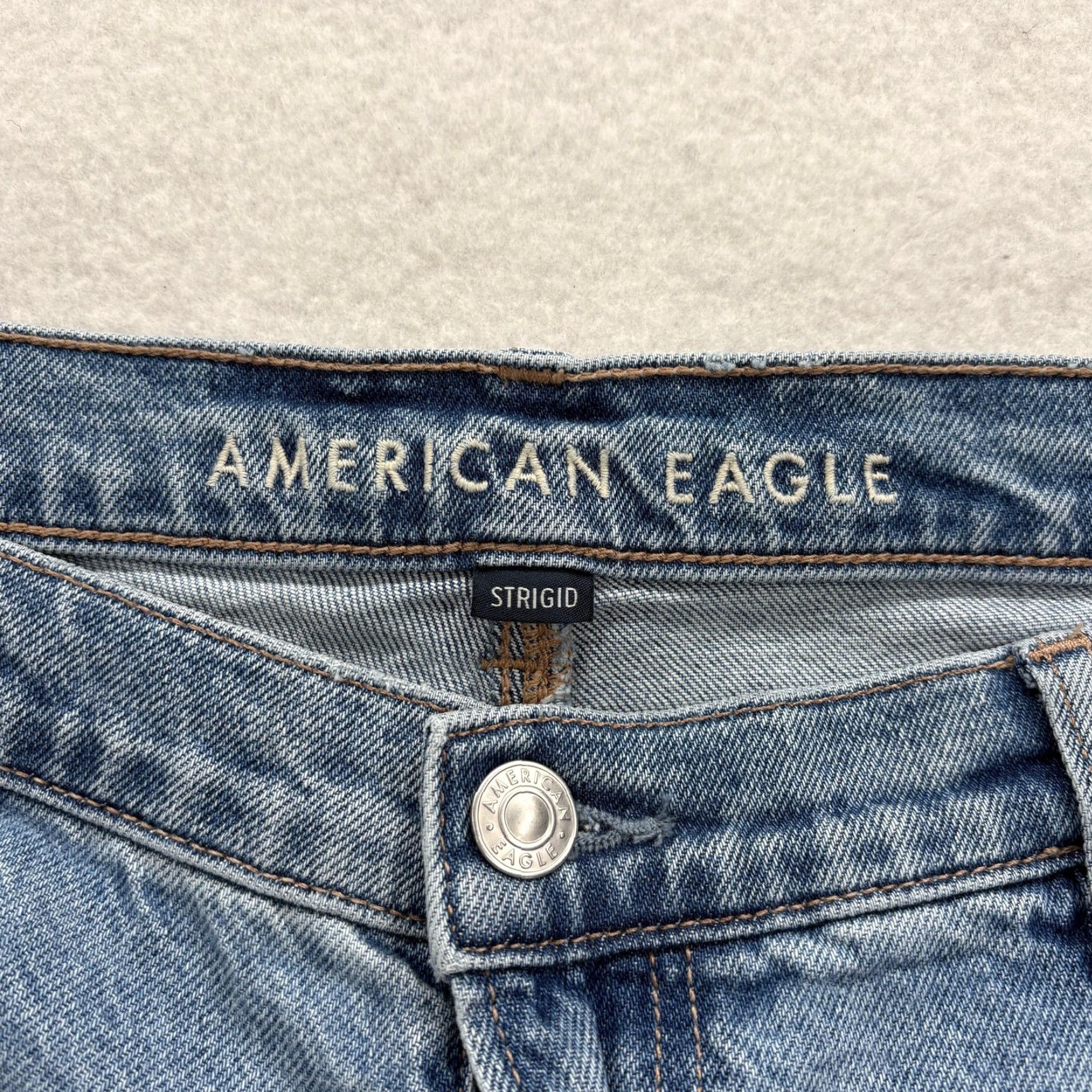 American Eagle Outfitters American Eagle Outfitters Jeans Womens 18 High Rise Baggy Straight Blue Light Wash Denim Cotton Spandex 5-Pocket Zipper Button Vintage No Size 40" / US 18 - 4 Thumbnail