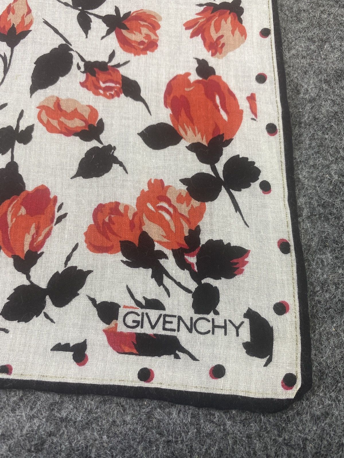 Vintage Givenchy Handkerchief / Bandana / Neckerchief-B054 Size ONE SIZE - 5 Thumbnail