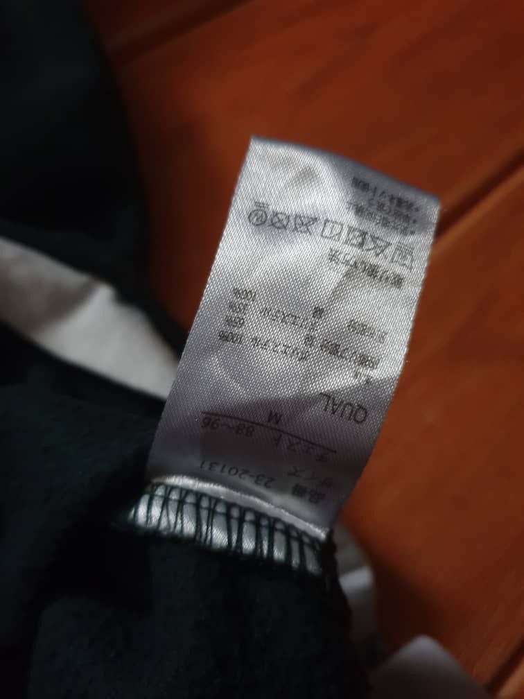 Japanese Brand Logos days green colour Longsleeve fleece Shirt Size US M / EU 48-50 / 2 - 3 Thumbnail