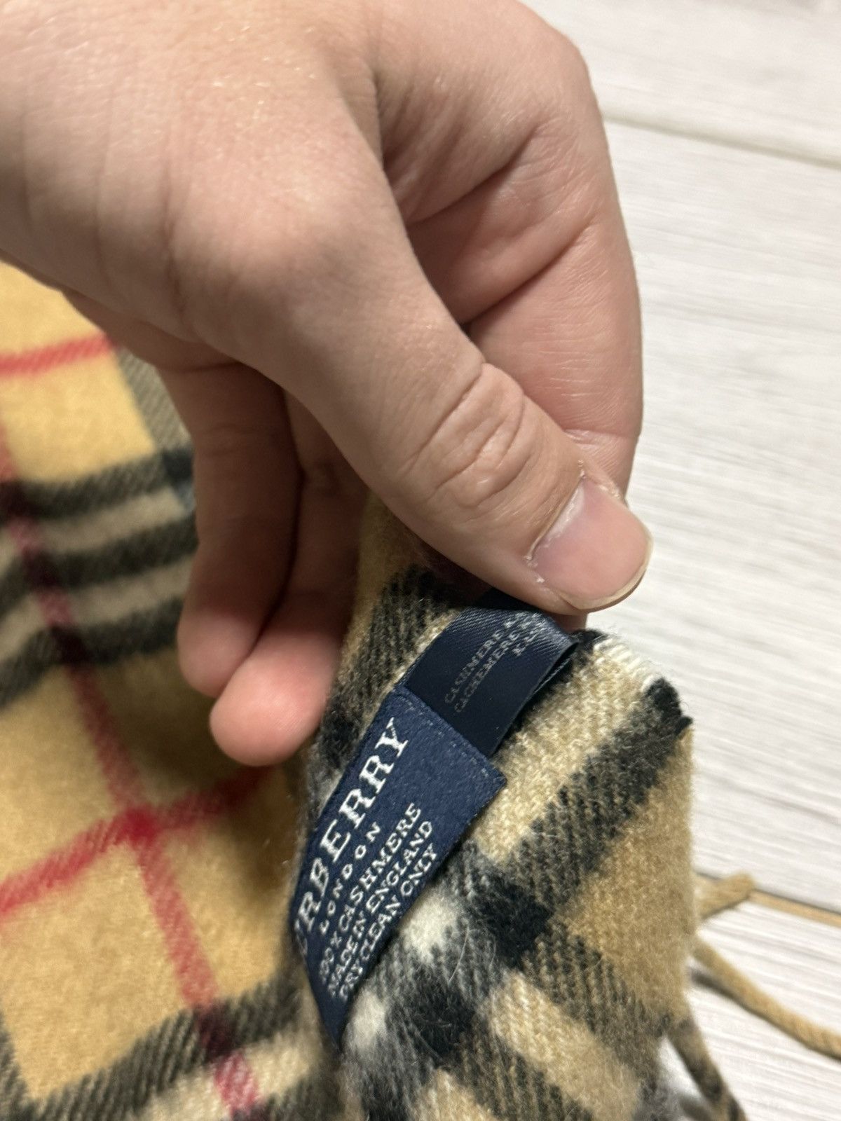 Burberry Burberry cashmere check wool scarf Size ONE SIZE - 4 Thumbnail