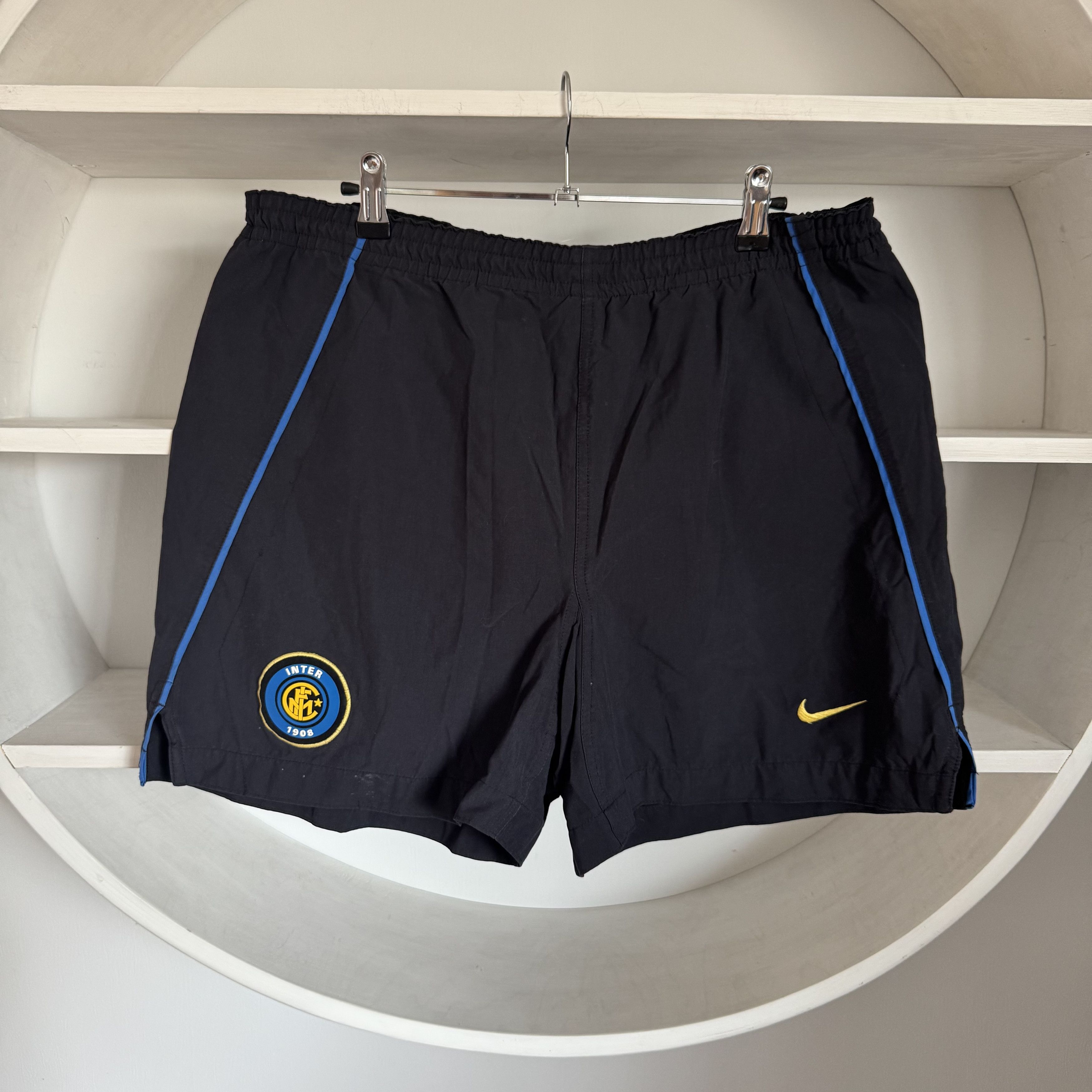 Nike Men's NIKE FC INTER MILANO Vintage Black Shorts Size US 30 / EU 46 - 1 Thumbnail